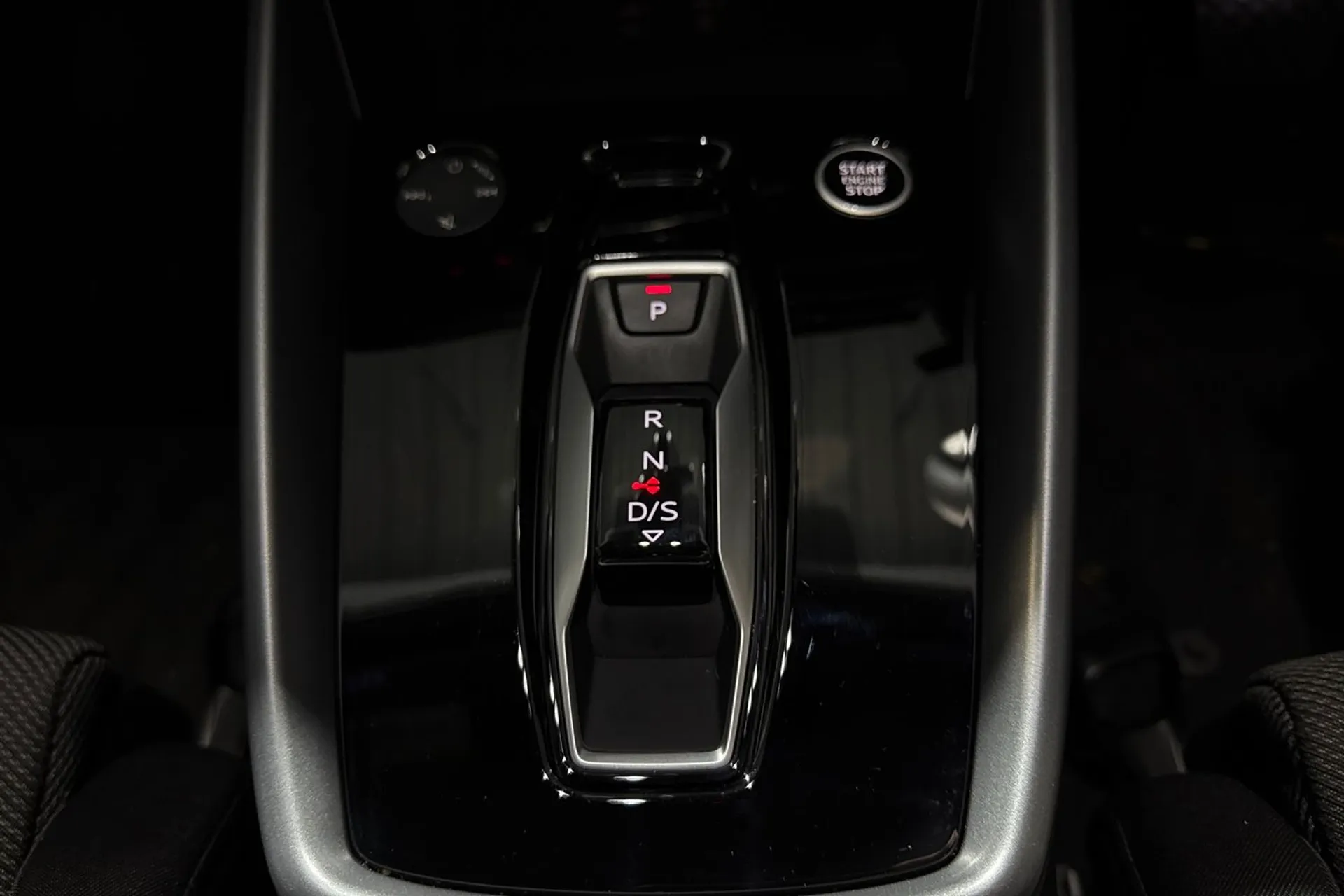 Audi A3 thumbnail image number 31