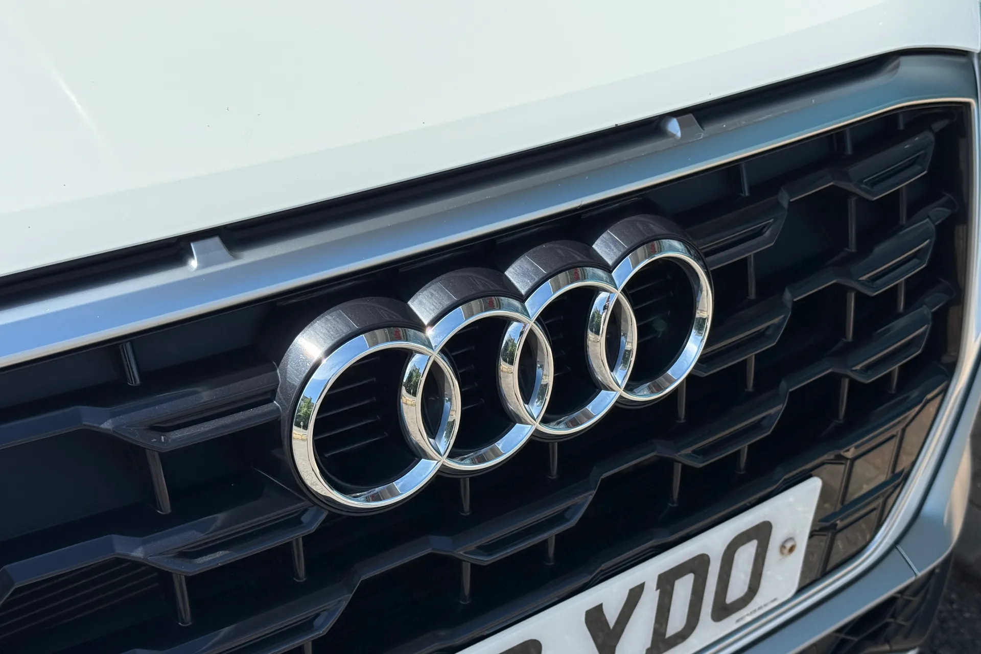 Audi Q2 thumbnail image number 13