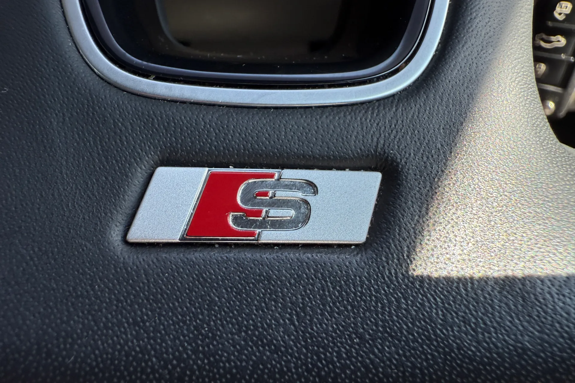 Audi Q2 thumbnail image number 44