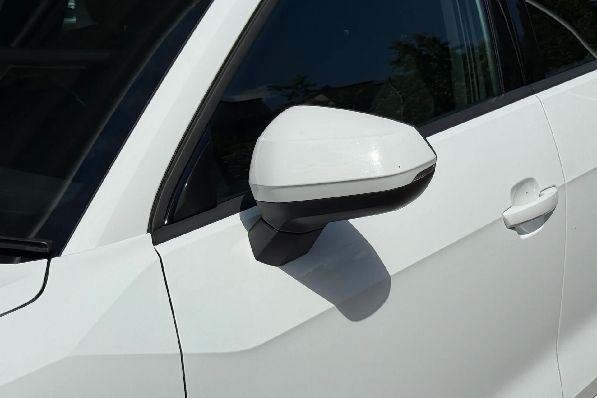 Audi Q2 thumbnail image number 14