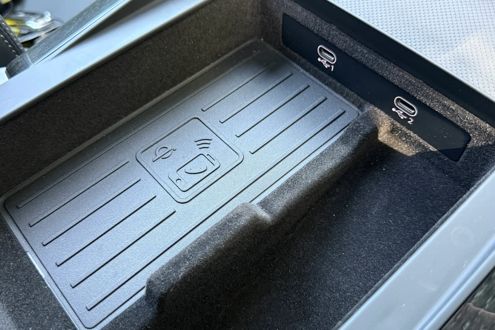 Audi Q8 thumbnail image number 18