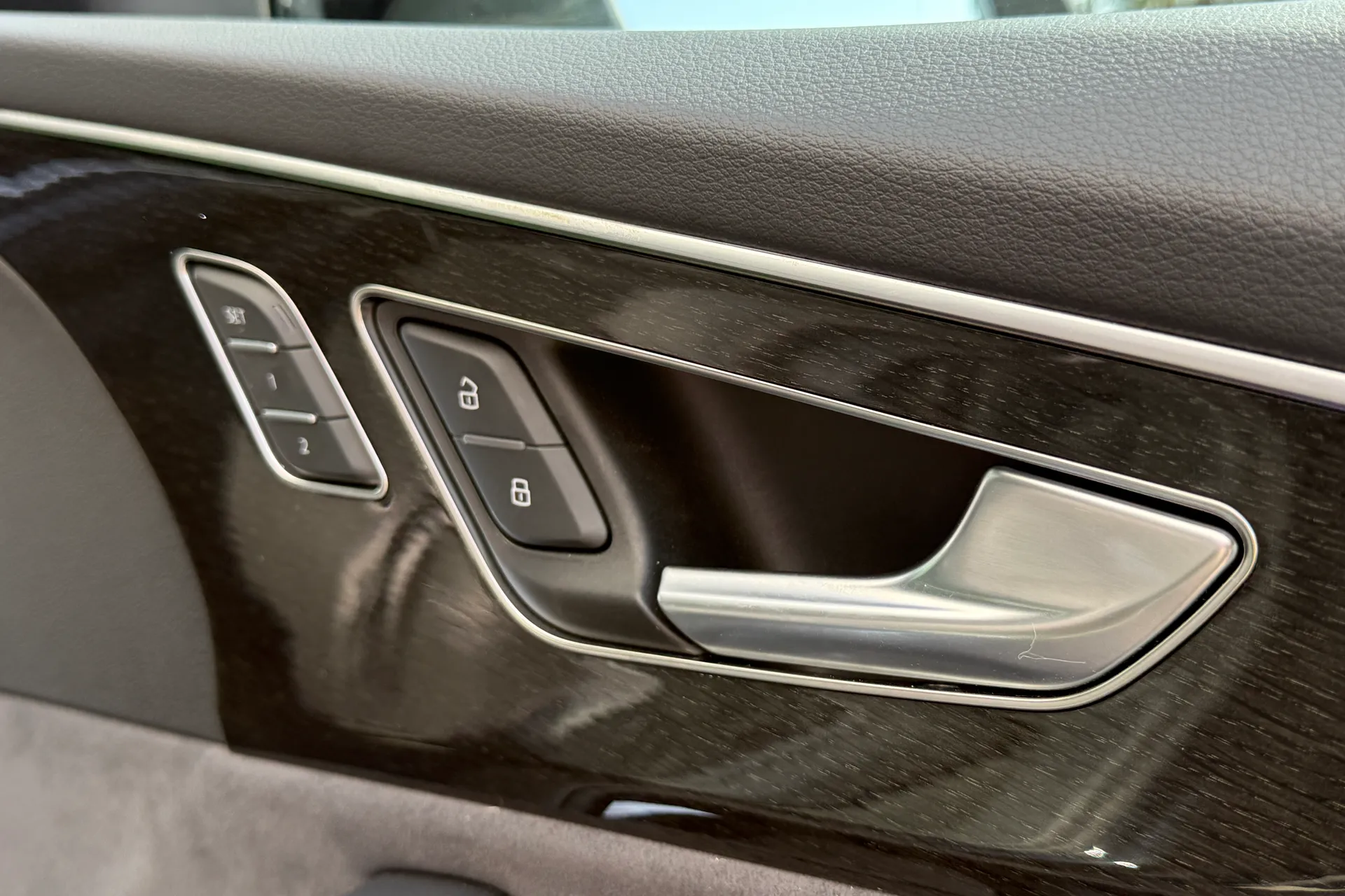 Audi Q8 thumbnail image number 44