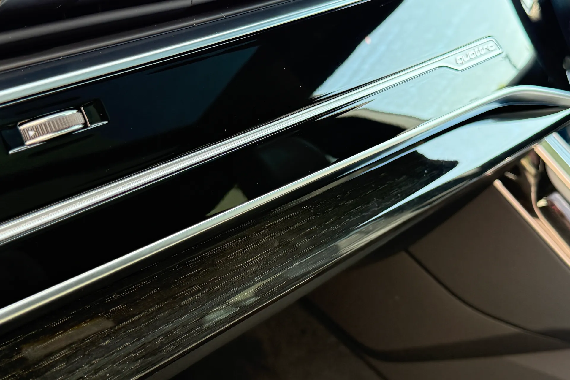 Audi Q8 thumbnail image number 56