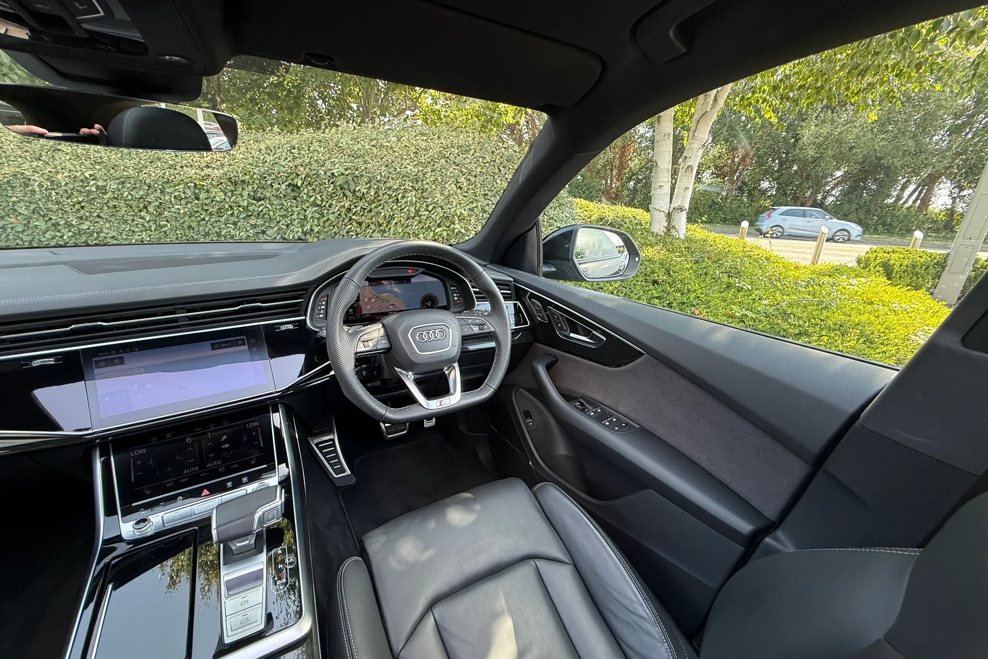 Audi Q8 thumbnail image number 63