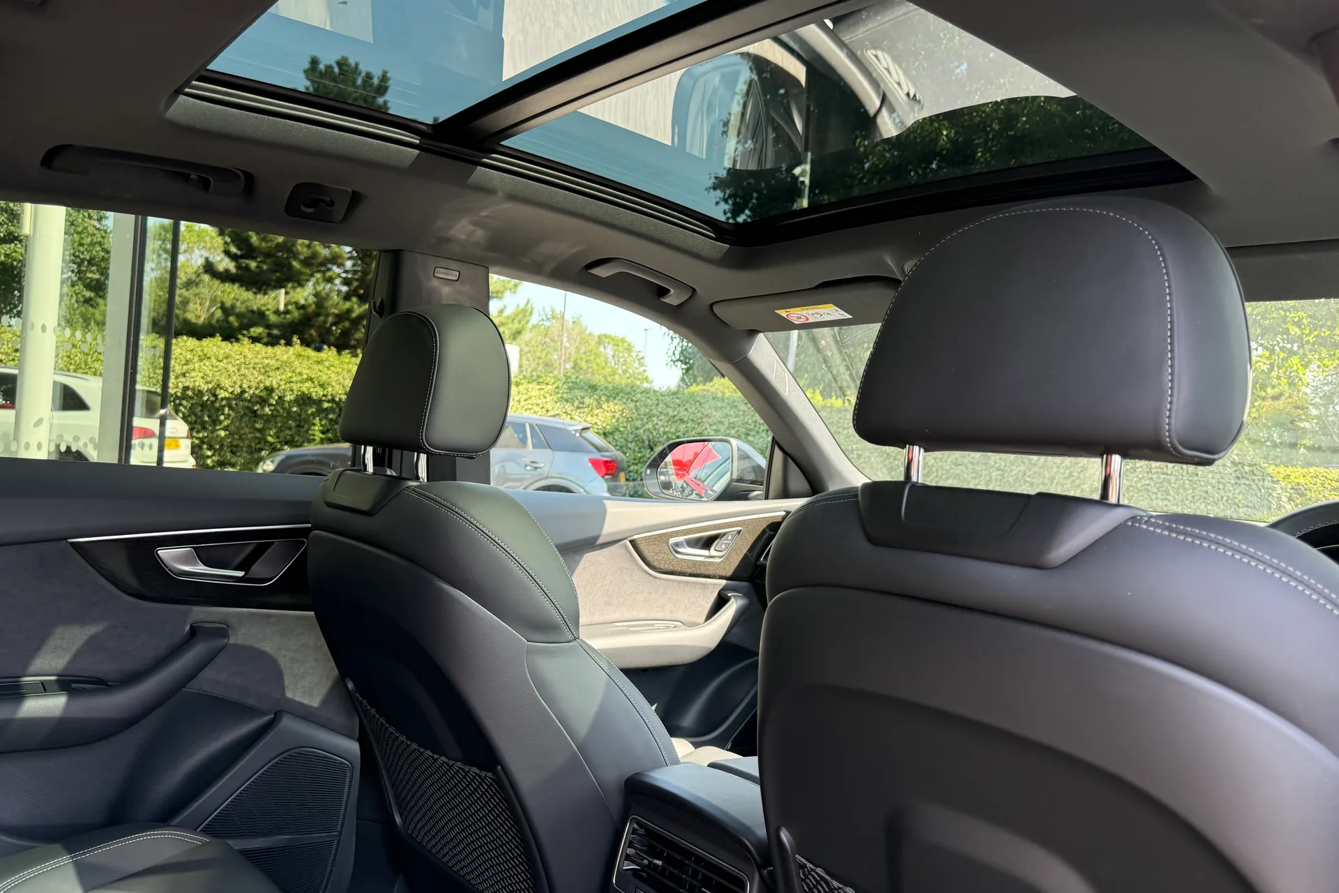 Audi Q8 thumbnail image number 45