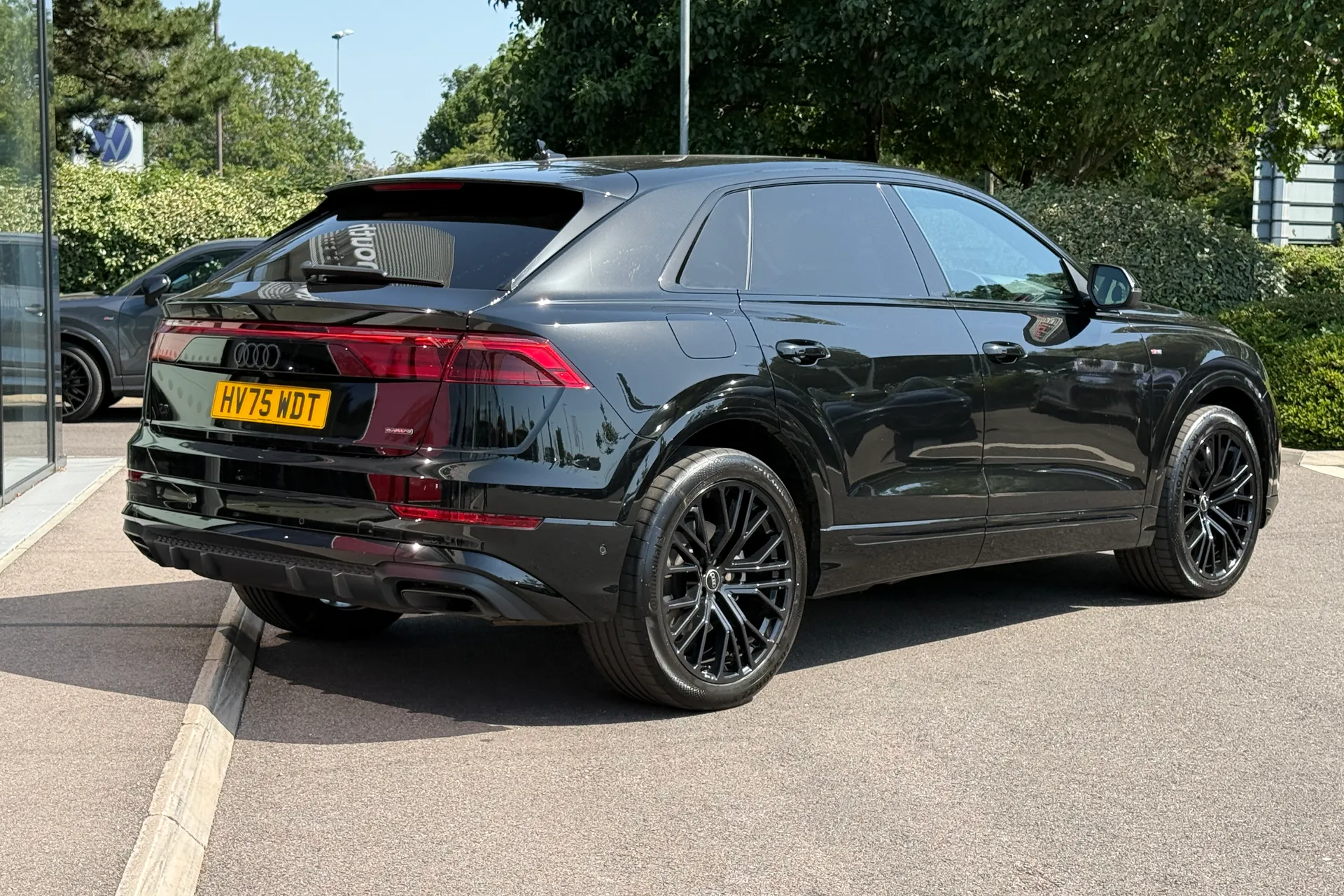Audi Q8 thumbnail image number 31