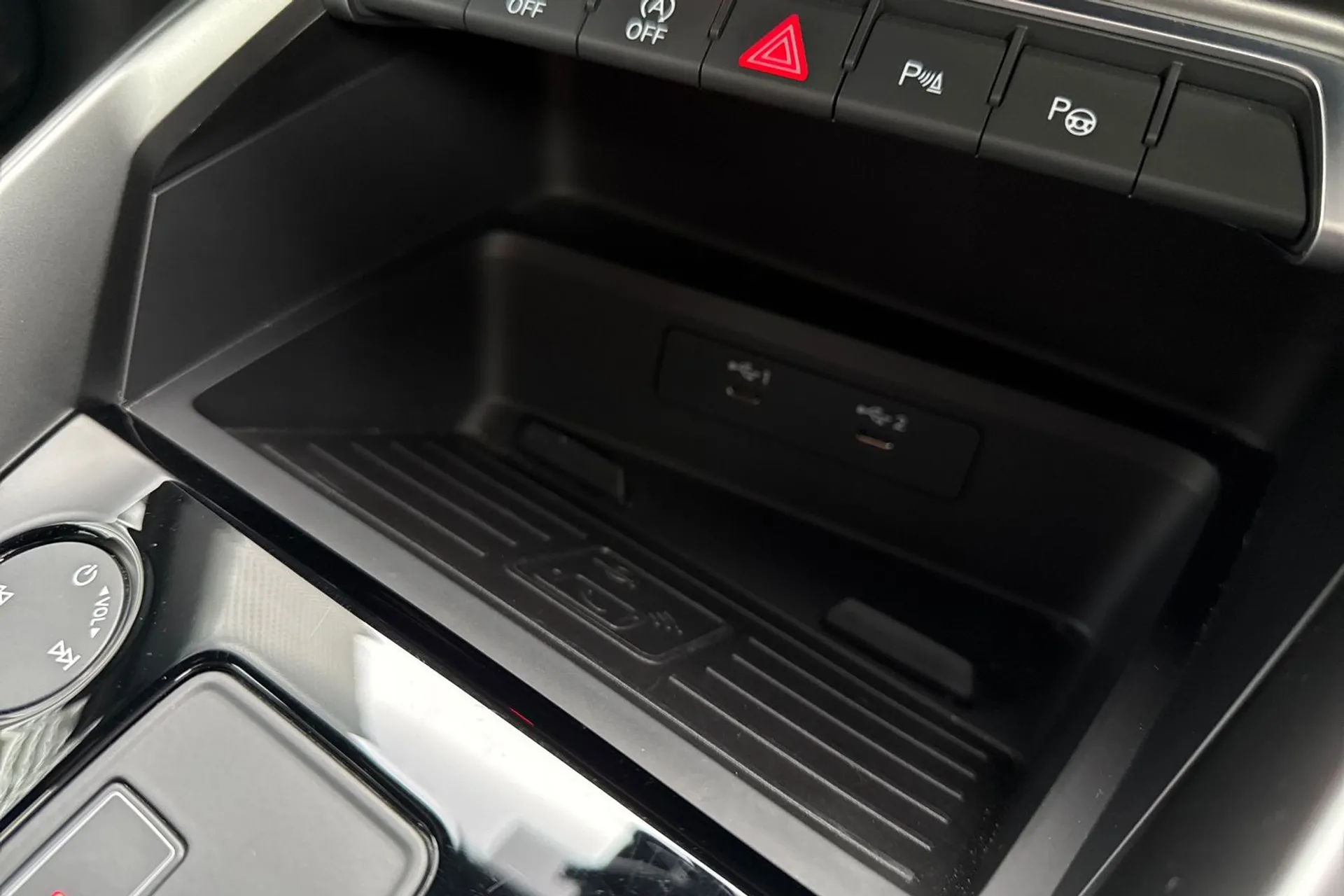 Audi A3 thumbnail image number 23