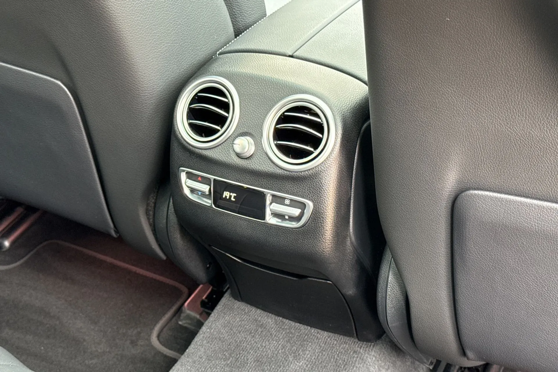 MERCEDES-BENZ GLC thumbnail image number 48