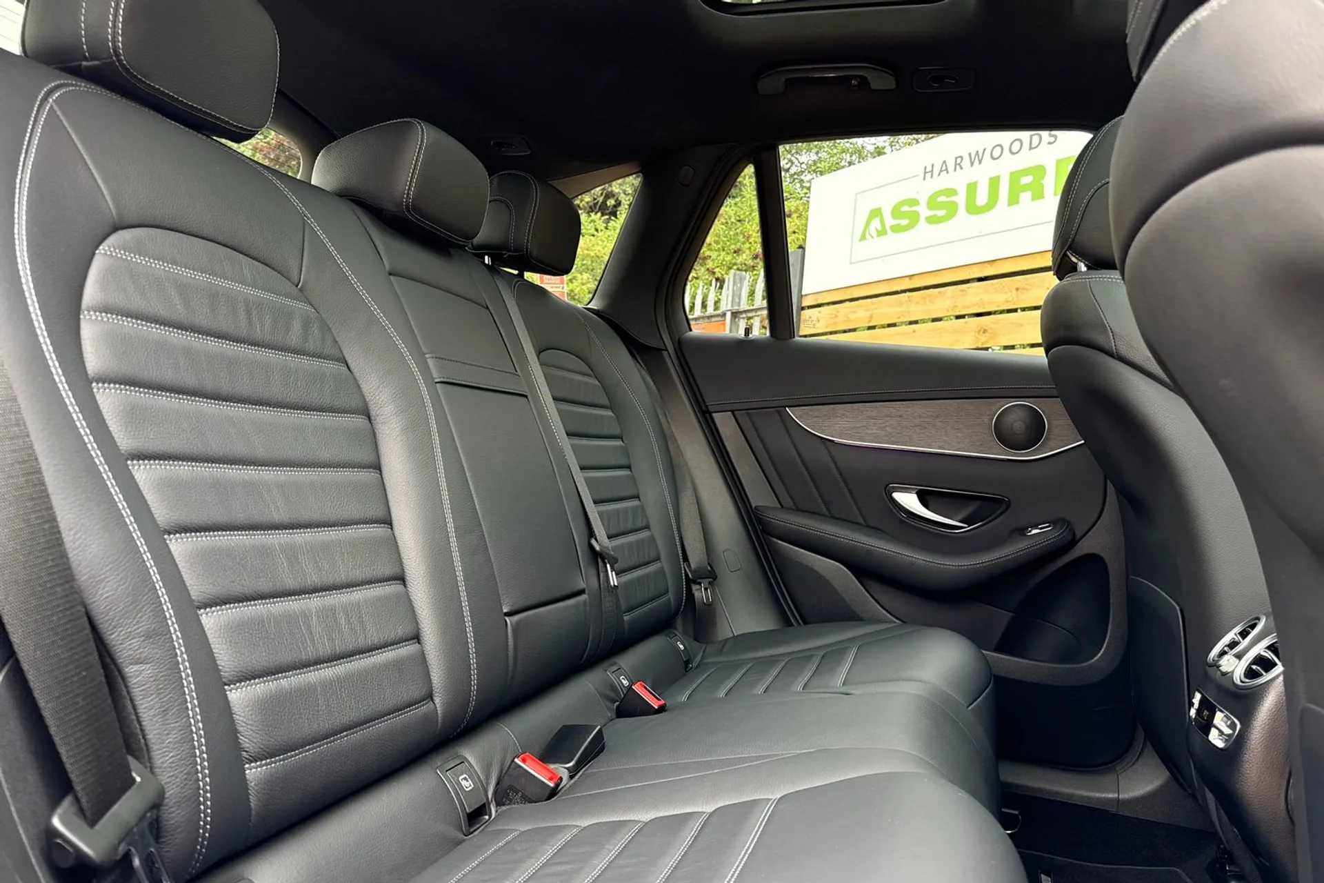 MERCEDES-BENZ GLC thumbnail image number 25
