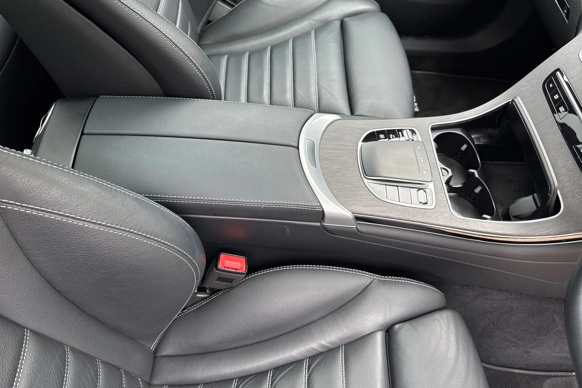 MERCEDES-BENZ GLC thumbnail image number 43