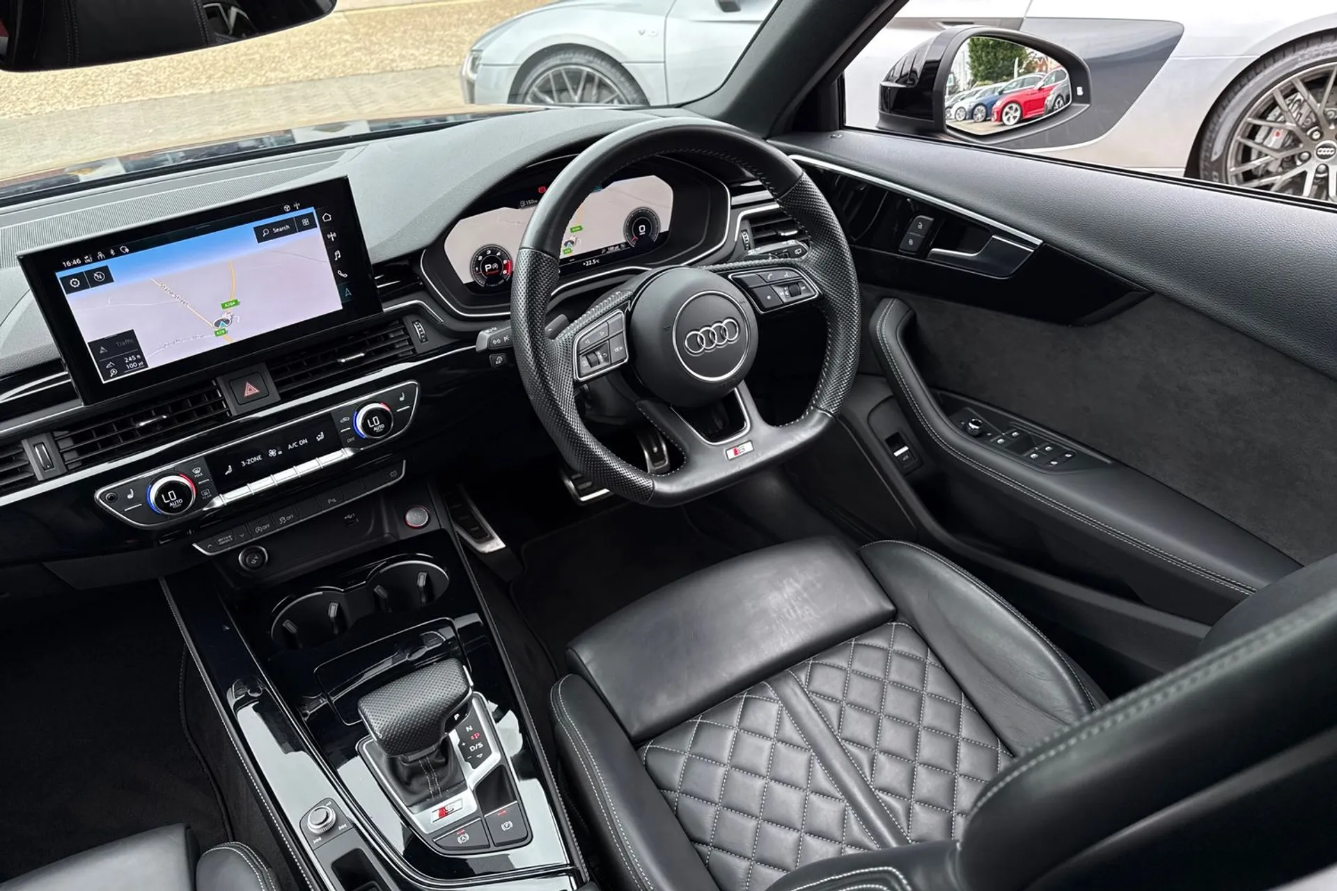 Audi A4 thumbnail image number 38