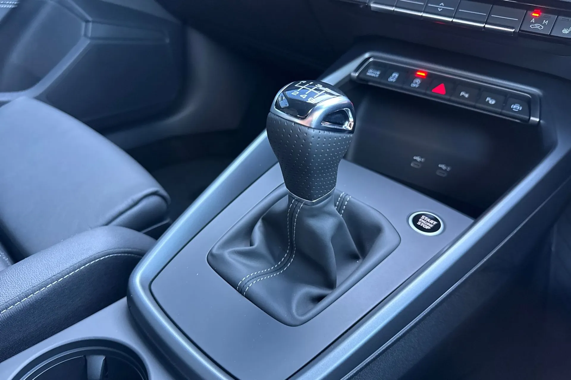 Audi A3 thumbnail image number 25