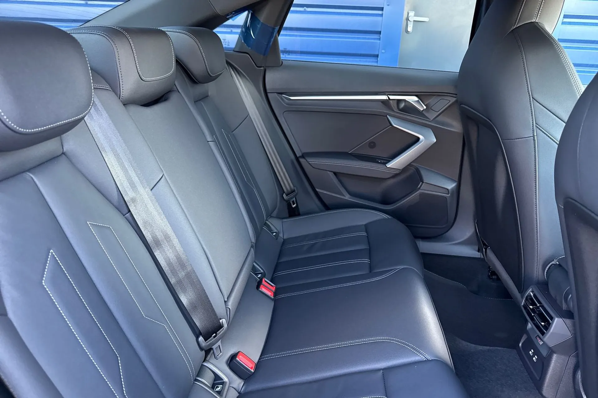 Audi A3 thumbnail image number 22