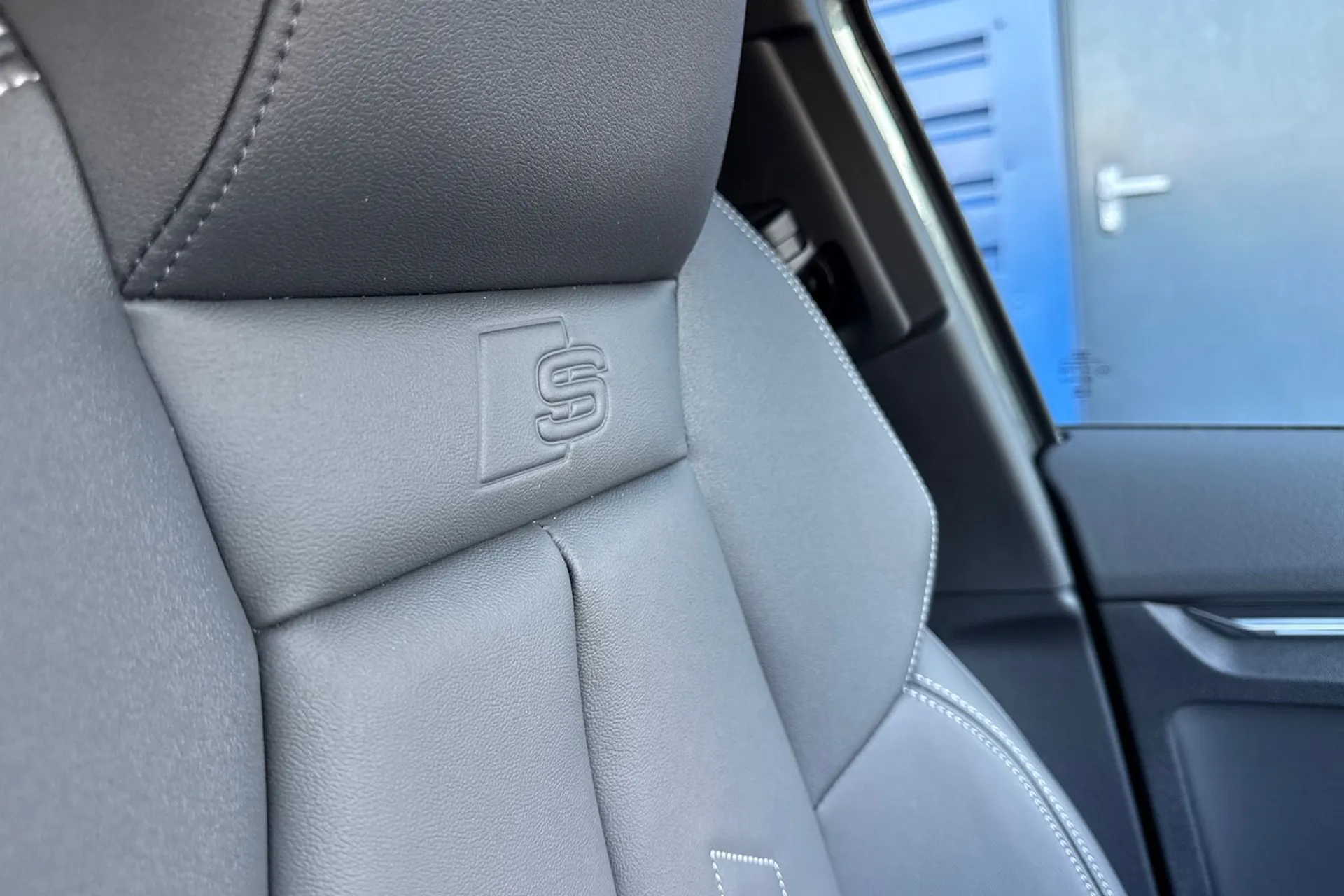 Audi A3 thumbnail image number 23