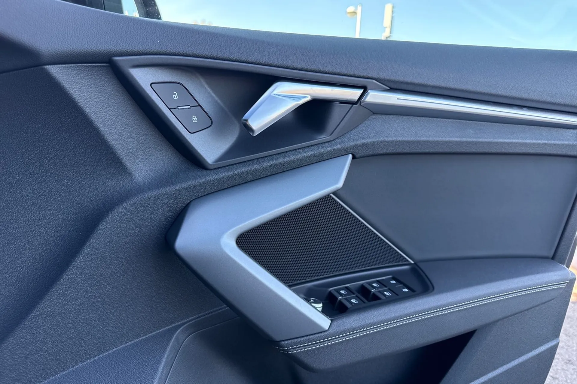 Audi A3 thumbnail image number 46