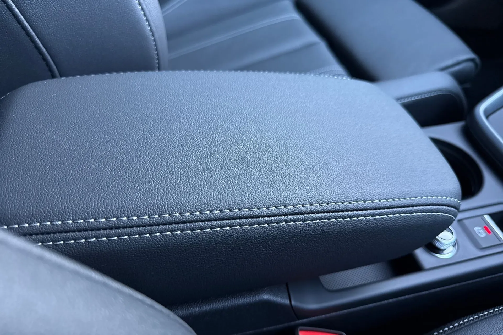 Audi A3 thumbnail image number 48