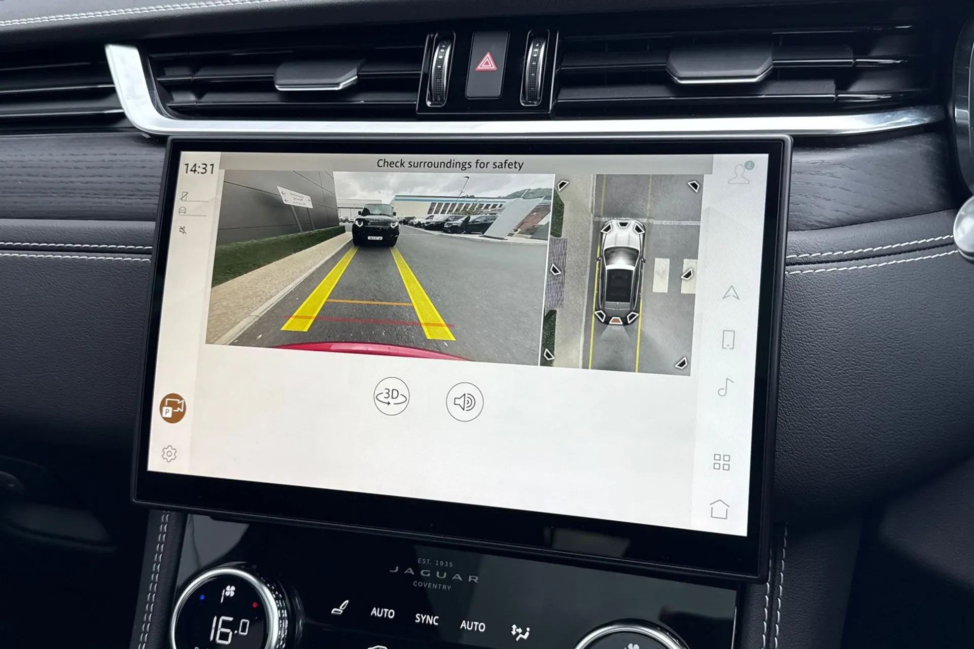 Jaguar F-PACE thumbnail image number 5