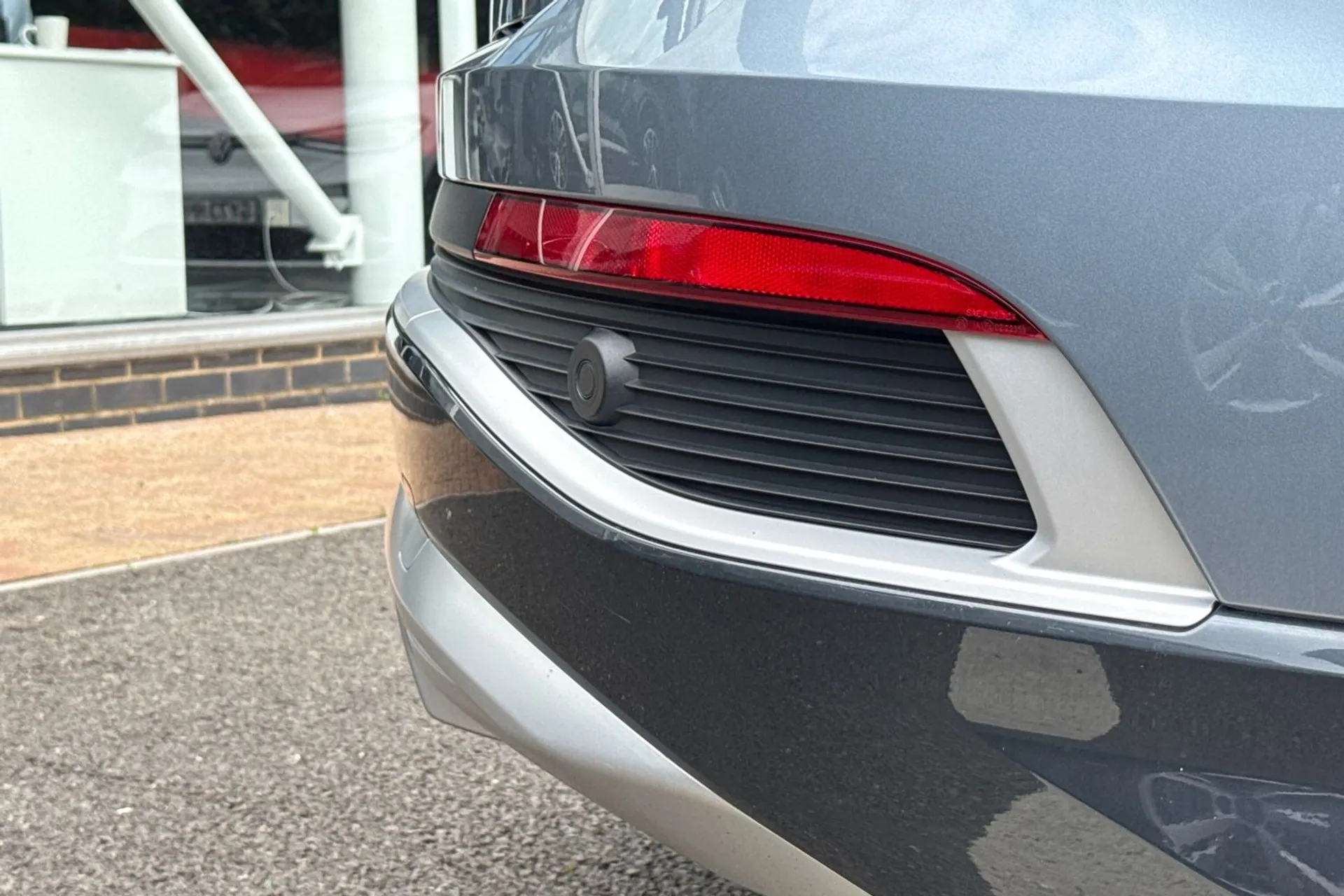 Audi Q4 thumbnail image number 16