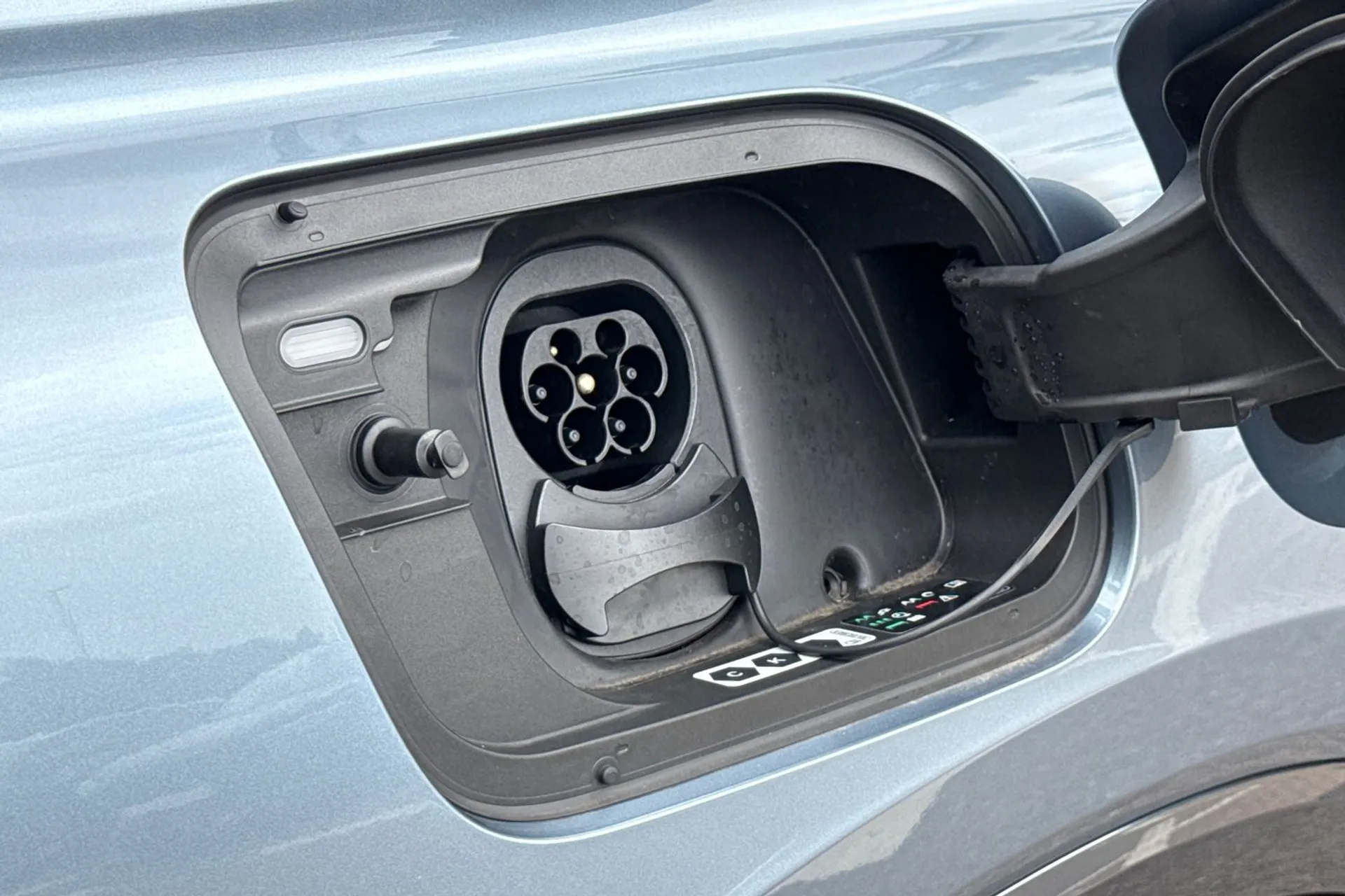 Audi Q4 thumbnail image number 17