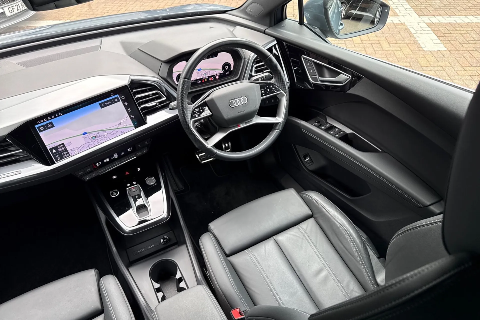Audi Q4 thumbnail image number 33