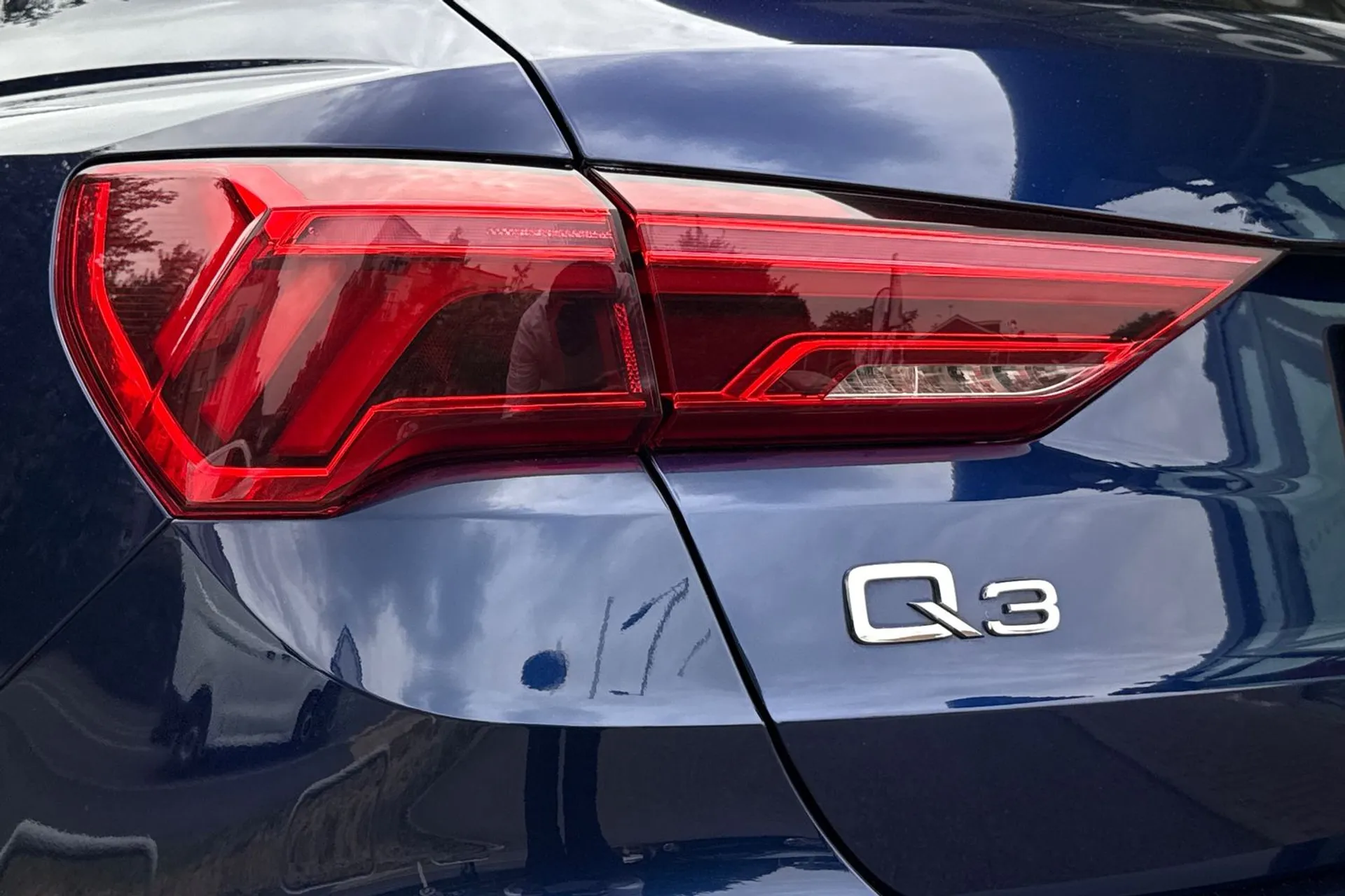 Audi Q3 thumbnail image number 46