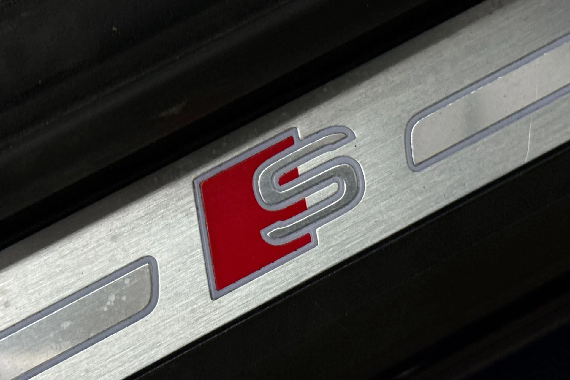Audi Q3 thumbnail image number 49