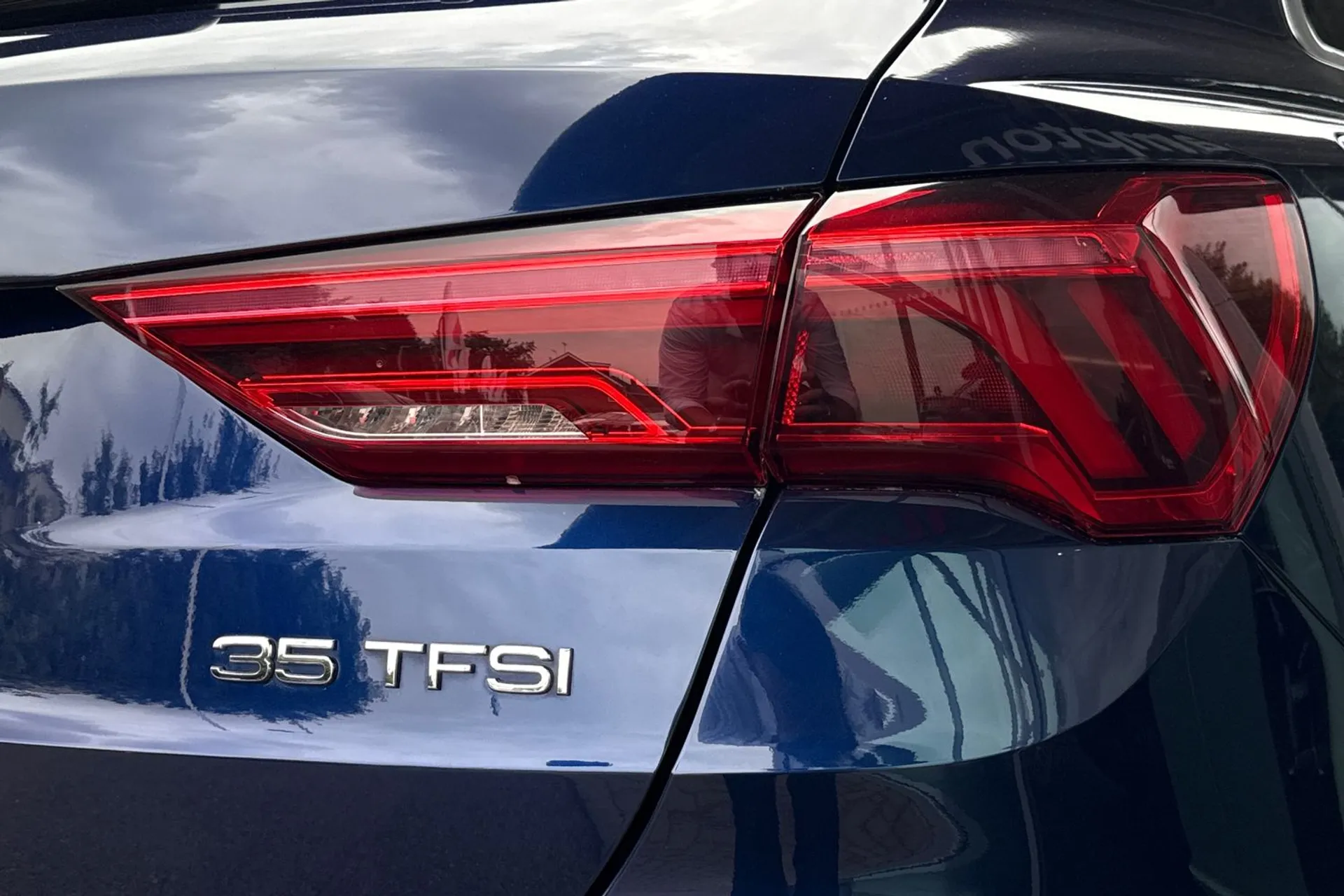 Audi Q3 thumbnail image number 48