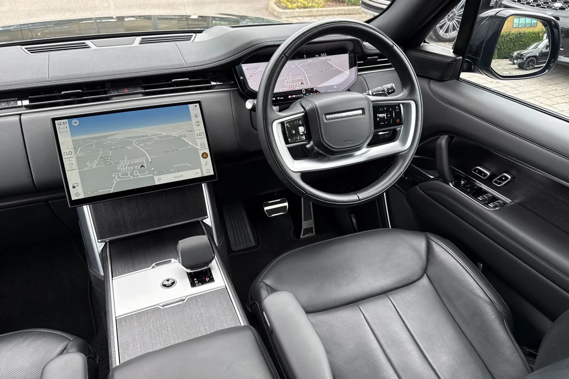 LAND ROVER RANGE ROVER thumbnail image number 34