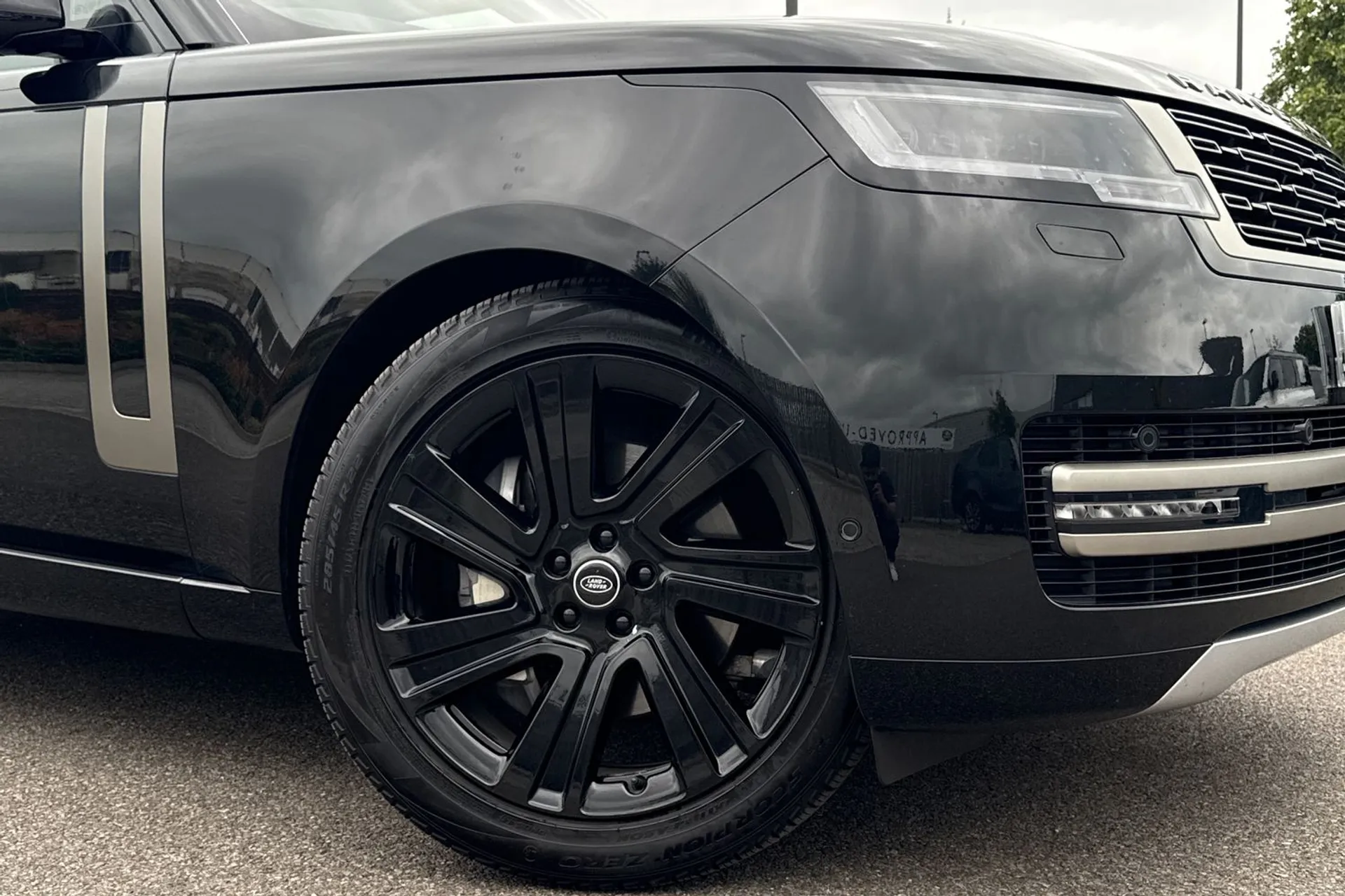LAND ROVER RANGE ROVER thumbnail image number 15