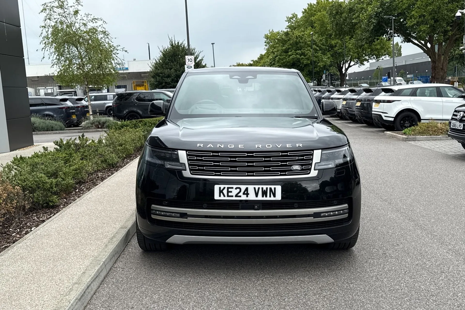 LAND ROVER RANGE ROVER thumbnail image number 23