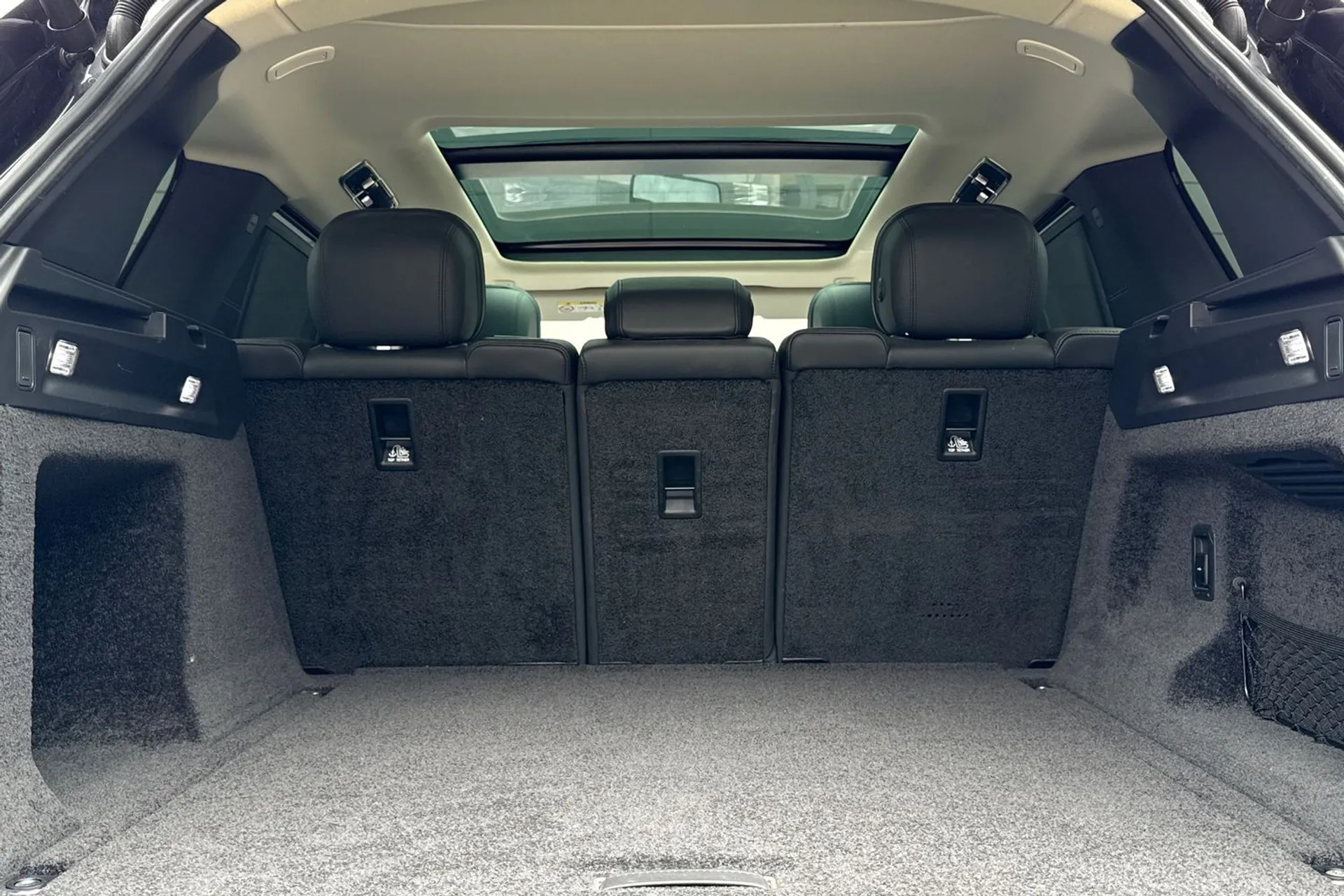 LAND ROVER RANGE ROVER thumbnail image number 48