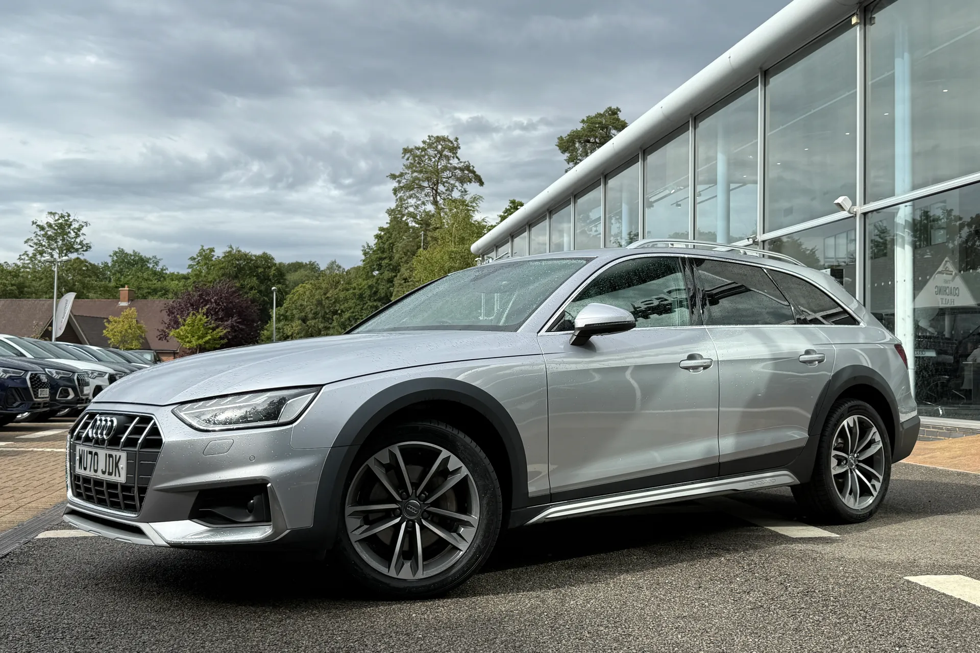 Audi A4 allroad thumbnail image number 52