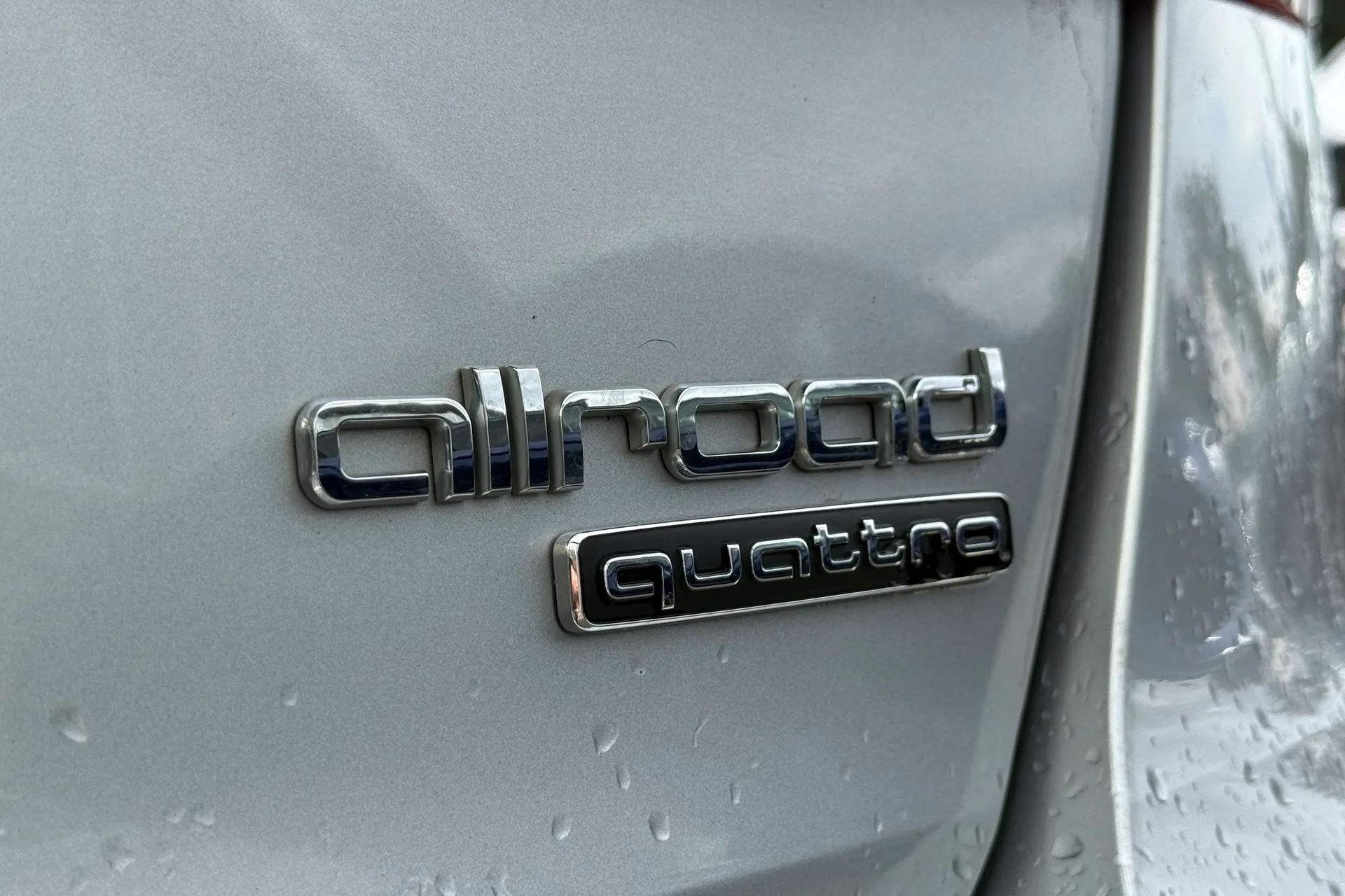 Audi A4 allroad thumbnail image number 38