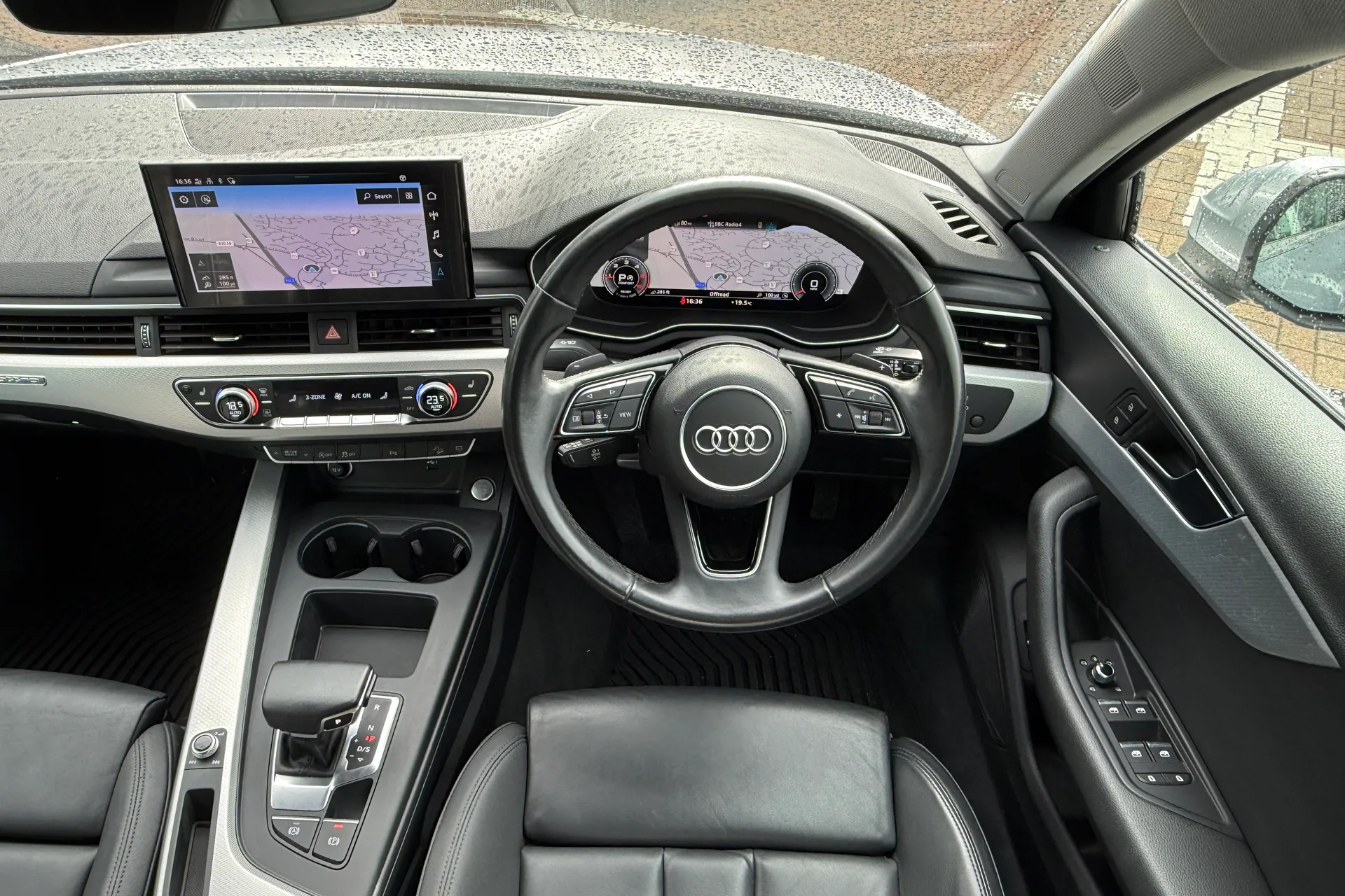 Audi A4 allroad thumbnail image number 36