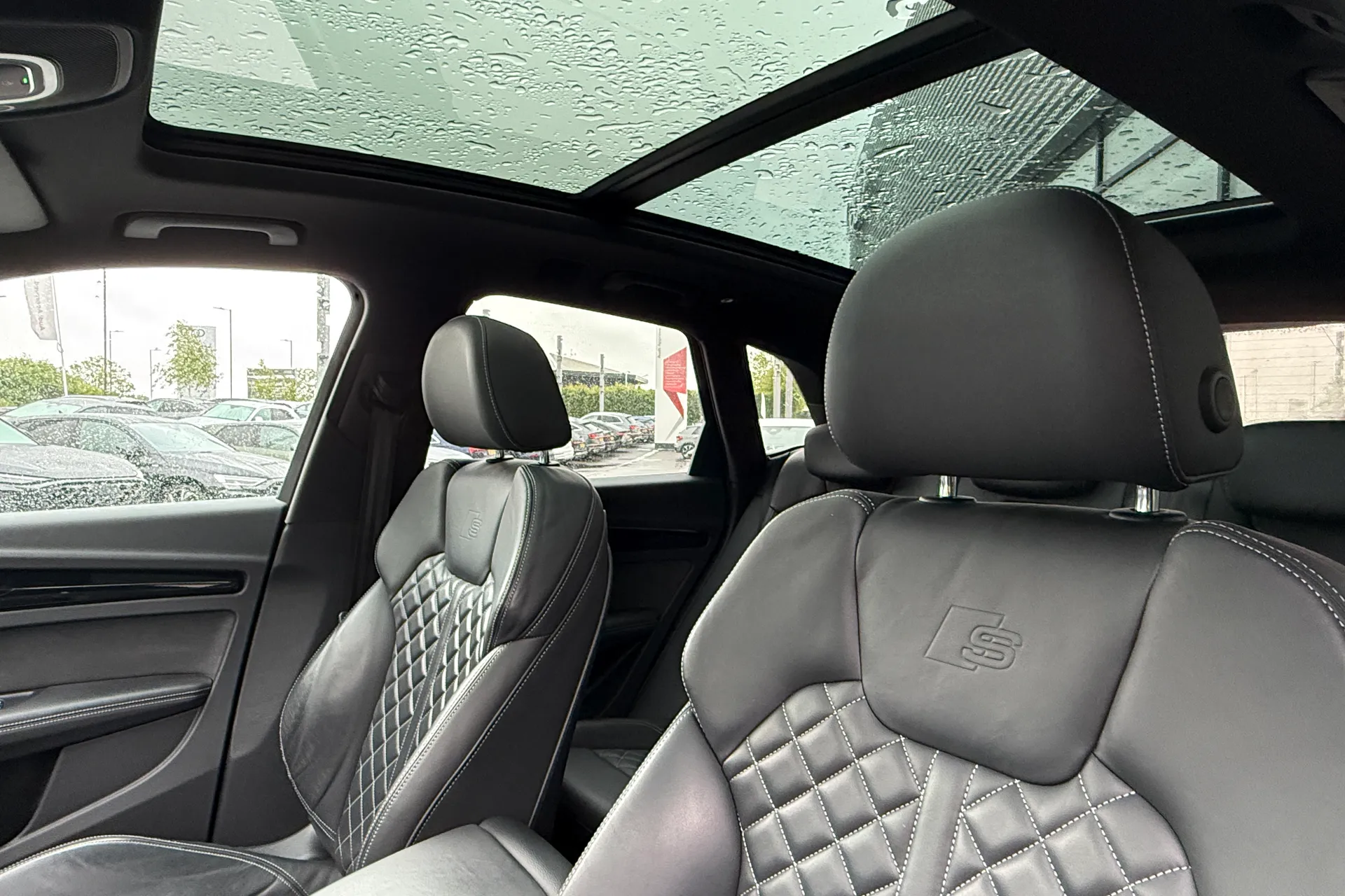 Audi Q5 thumbnail image number 17
