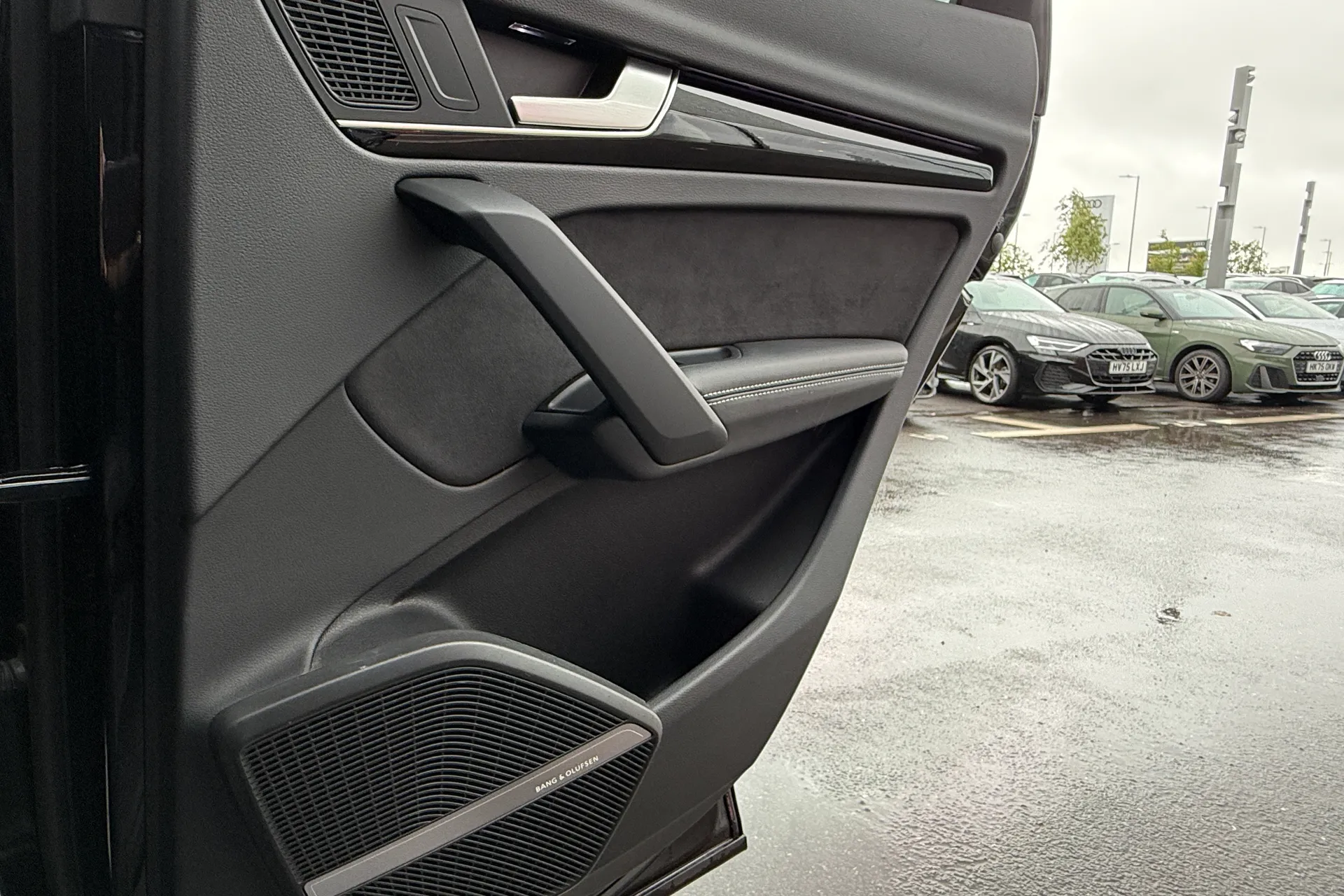 Audi Q5 thumbnail image number 45