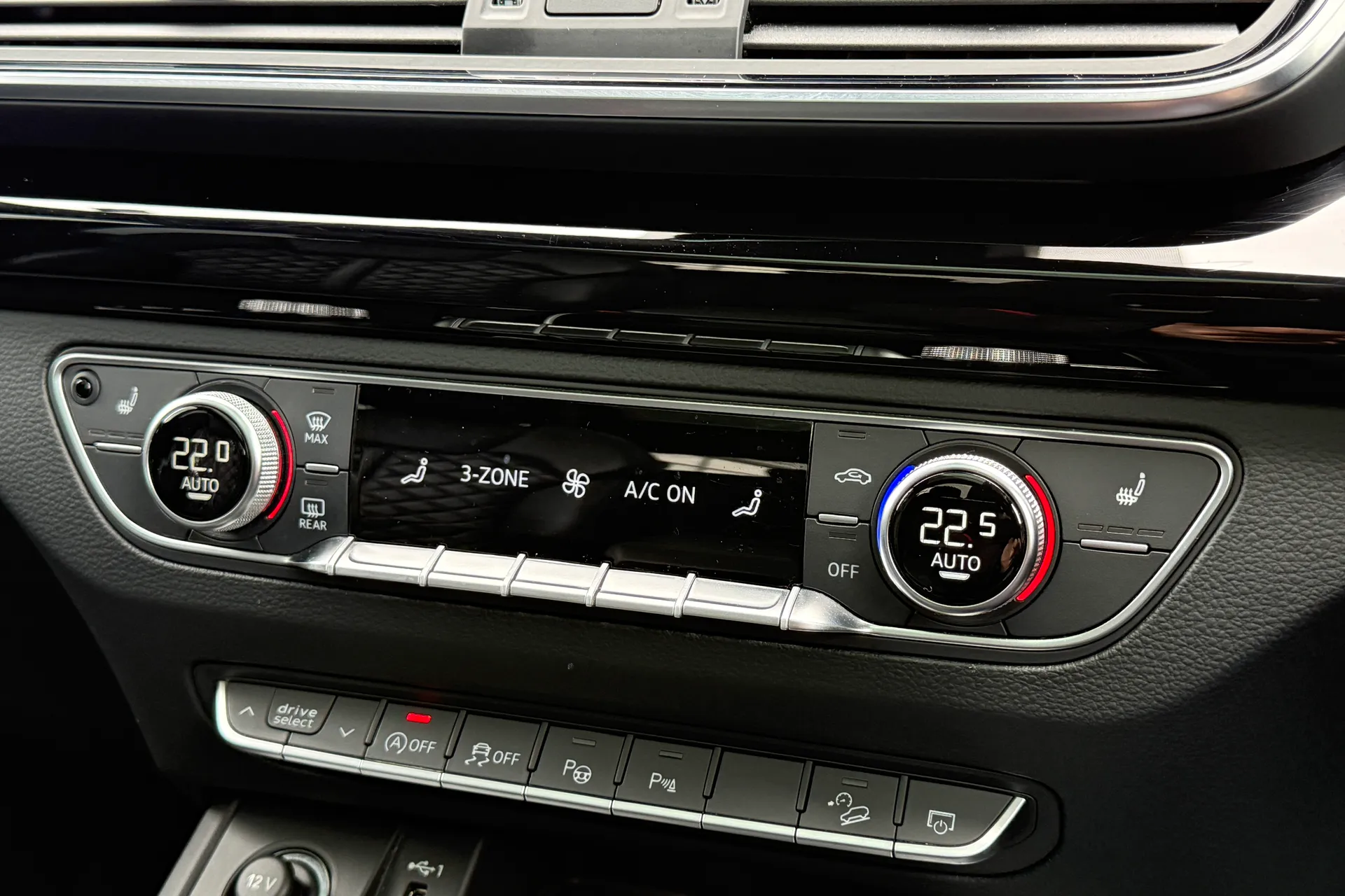 Audi Q5 thumbnail image number 38