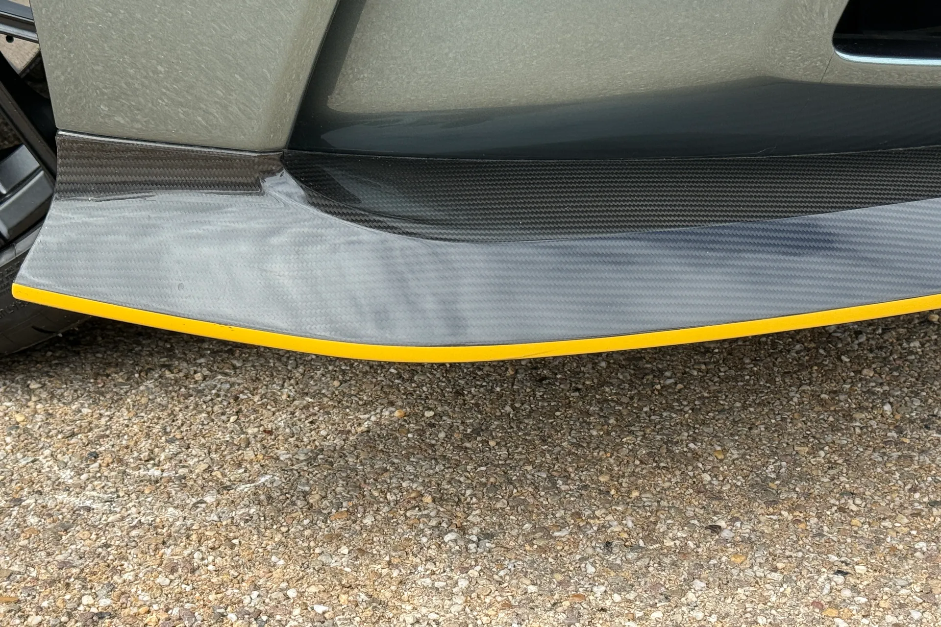 Aston Martin VANTAGE V12 ROADSTER AUTO thumbnail image number 13