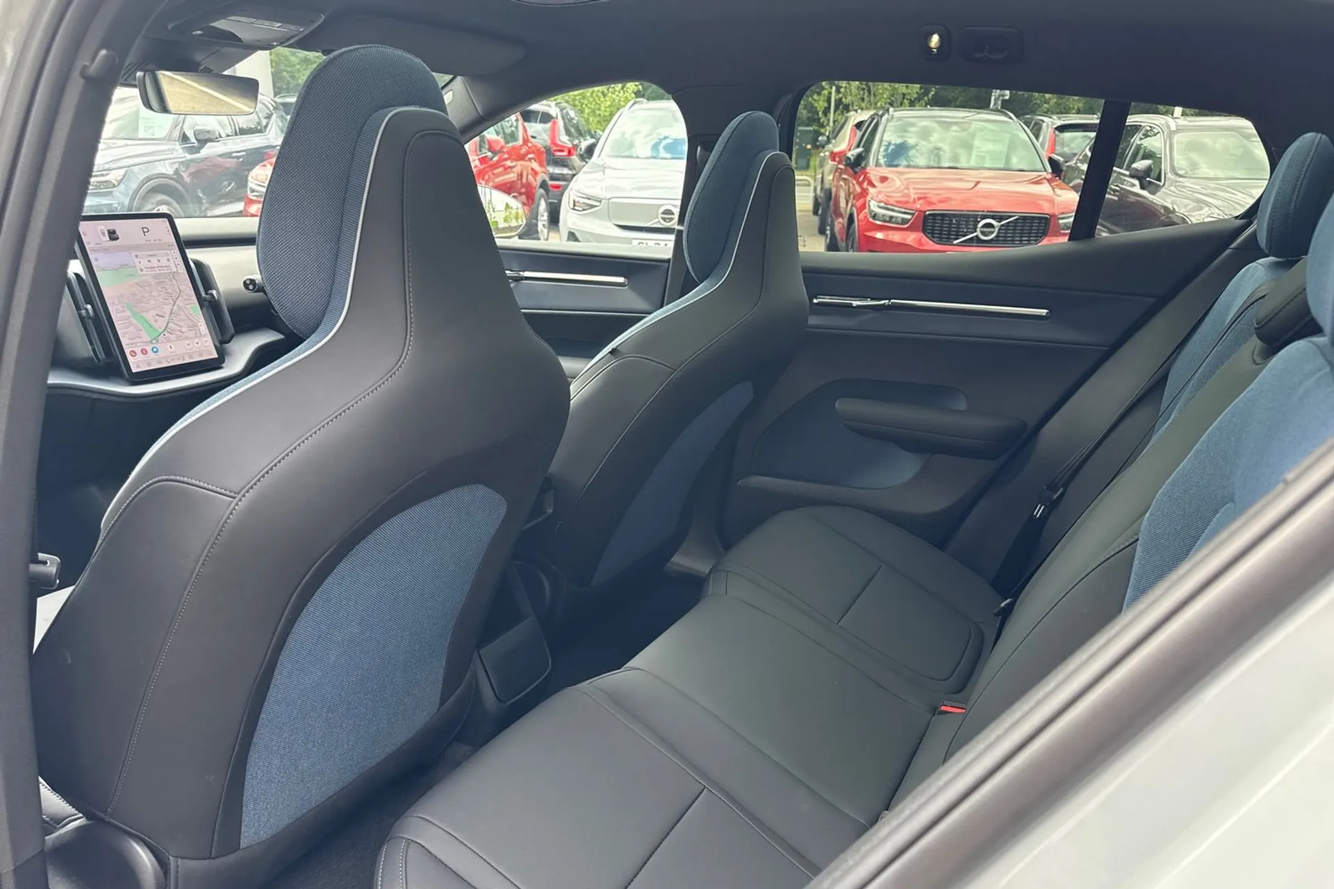 Volvo EX30 thumbnail image number 29