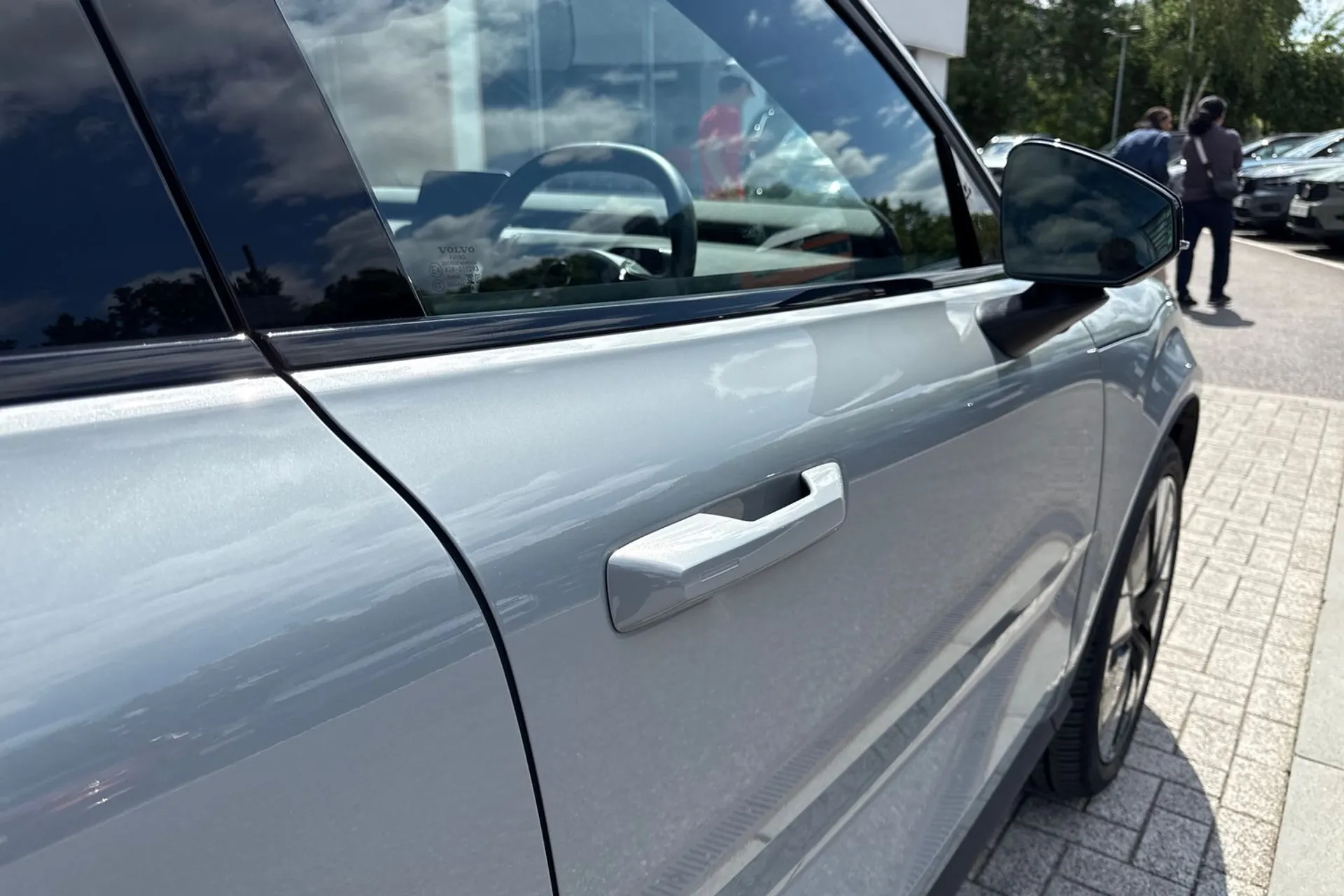 Volvo EX30 thumbnail image number 17