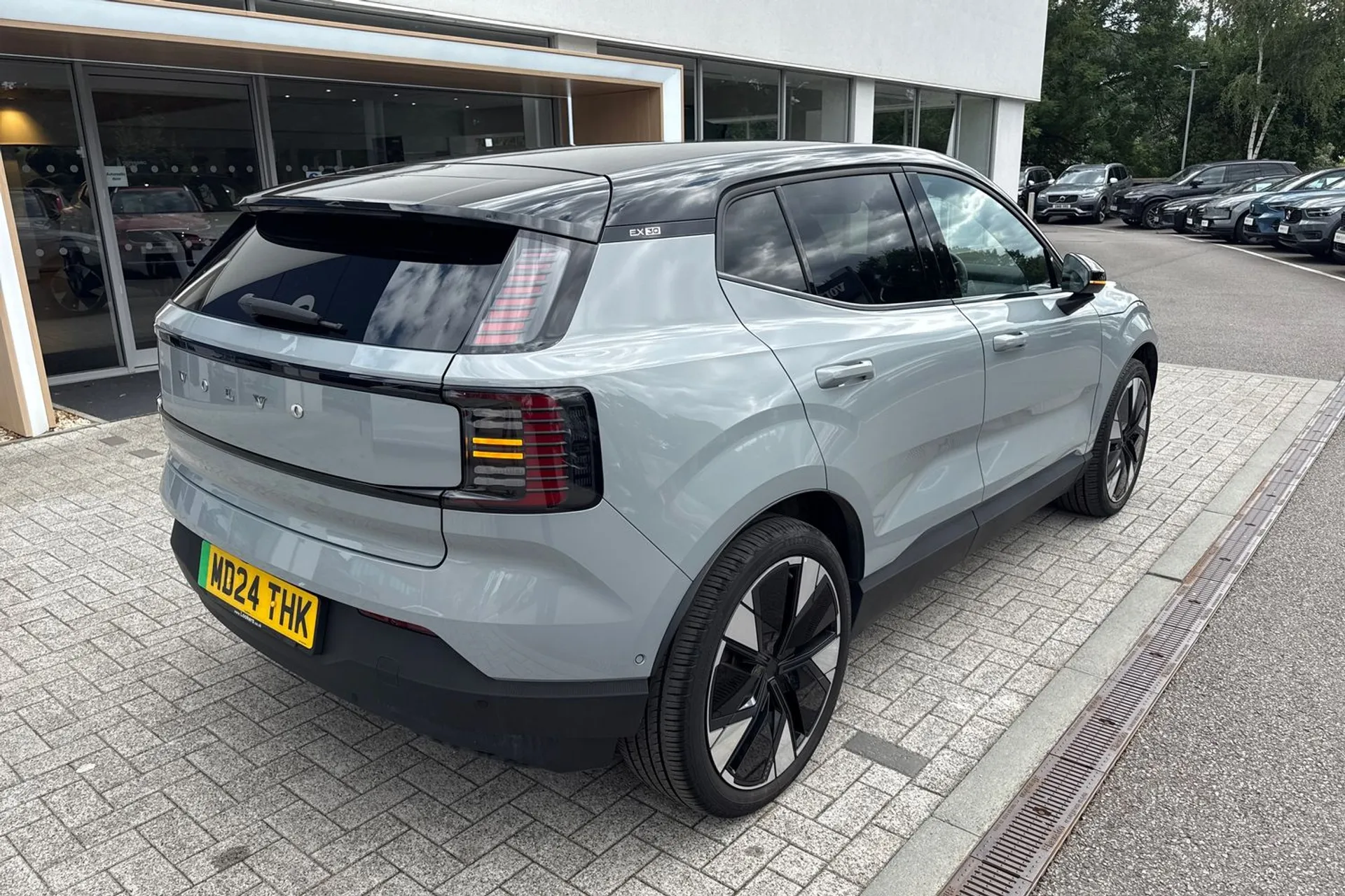 Volvo EX30 thumbnail image number 7