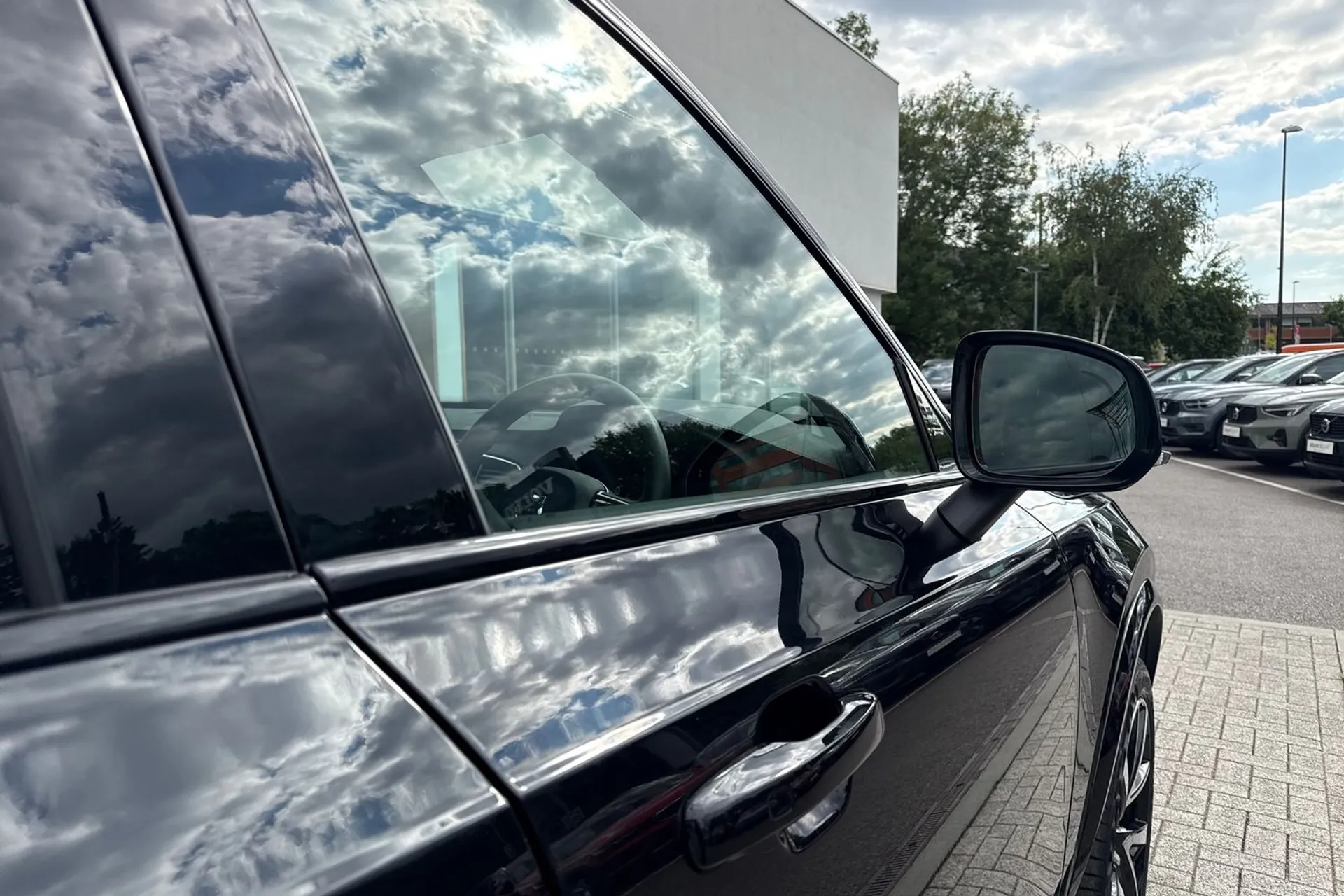 Volvo XC90 thumbnail image number 17