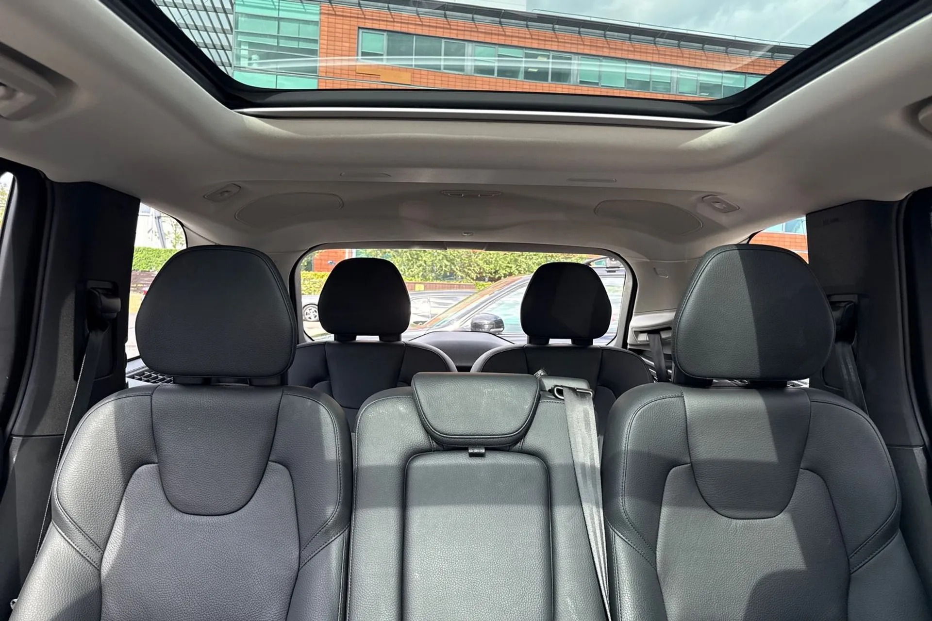 Volvo XC90 thumbnail image number 6