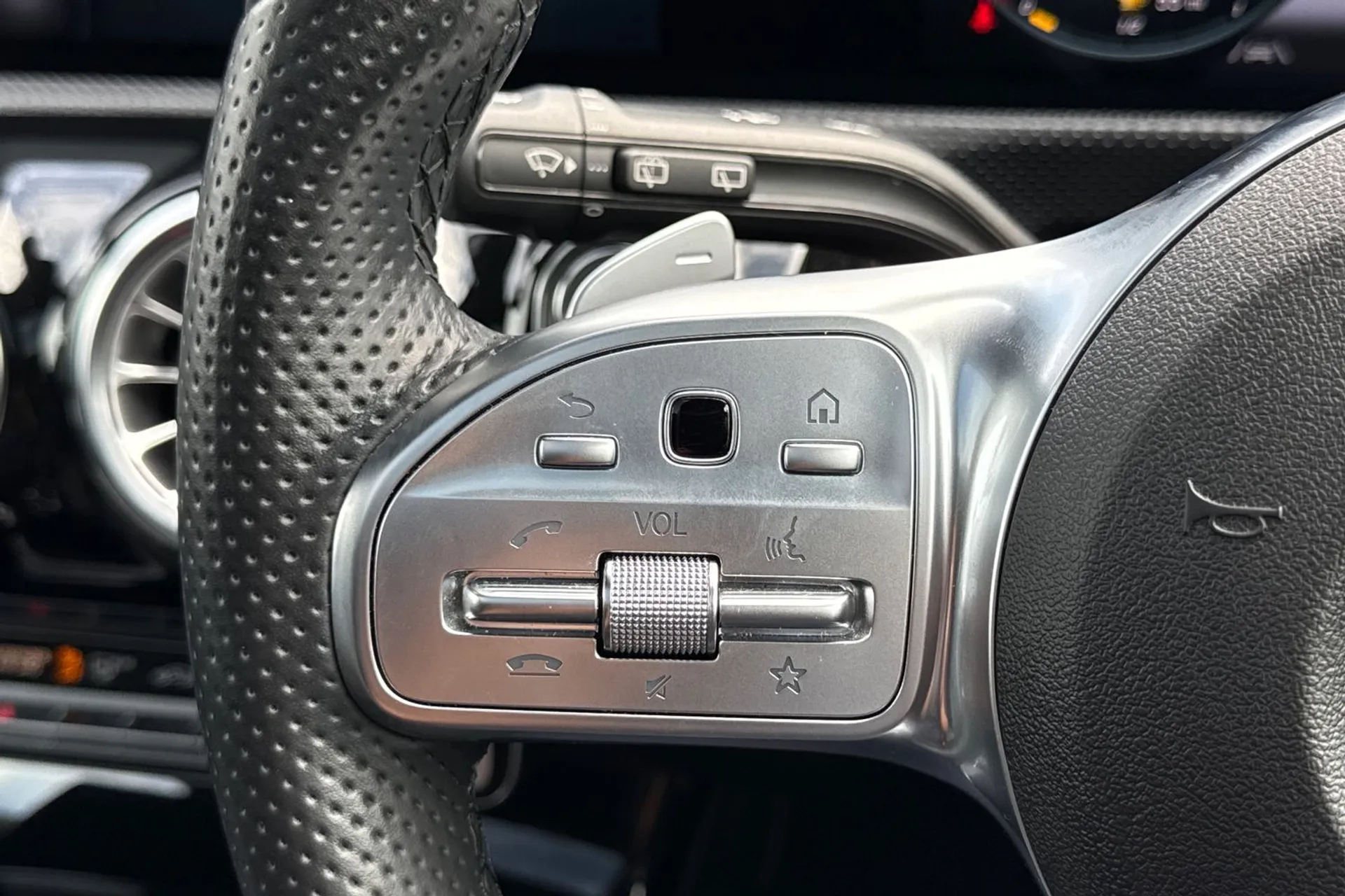 MERCEDES-BENZ A CLASS thumbnail image number 52