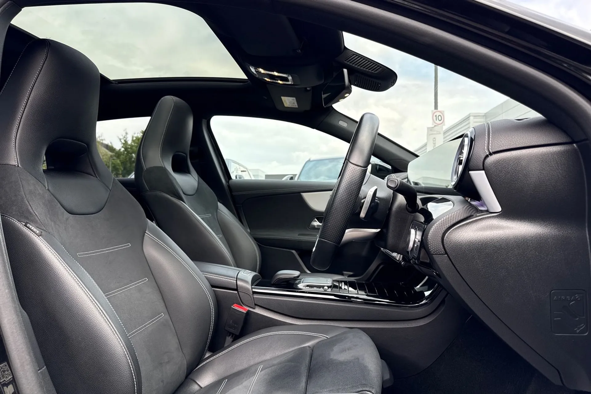MERCEDES-BENZ A CLASS thumbnail image number 45