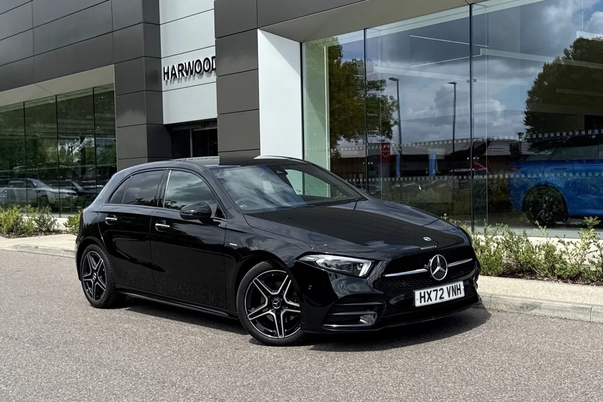 MERCEDES-BENZ A CLASS focused image