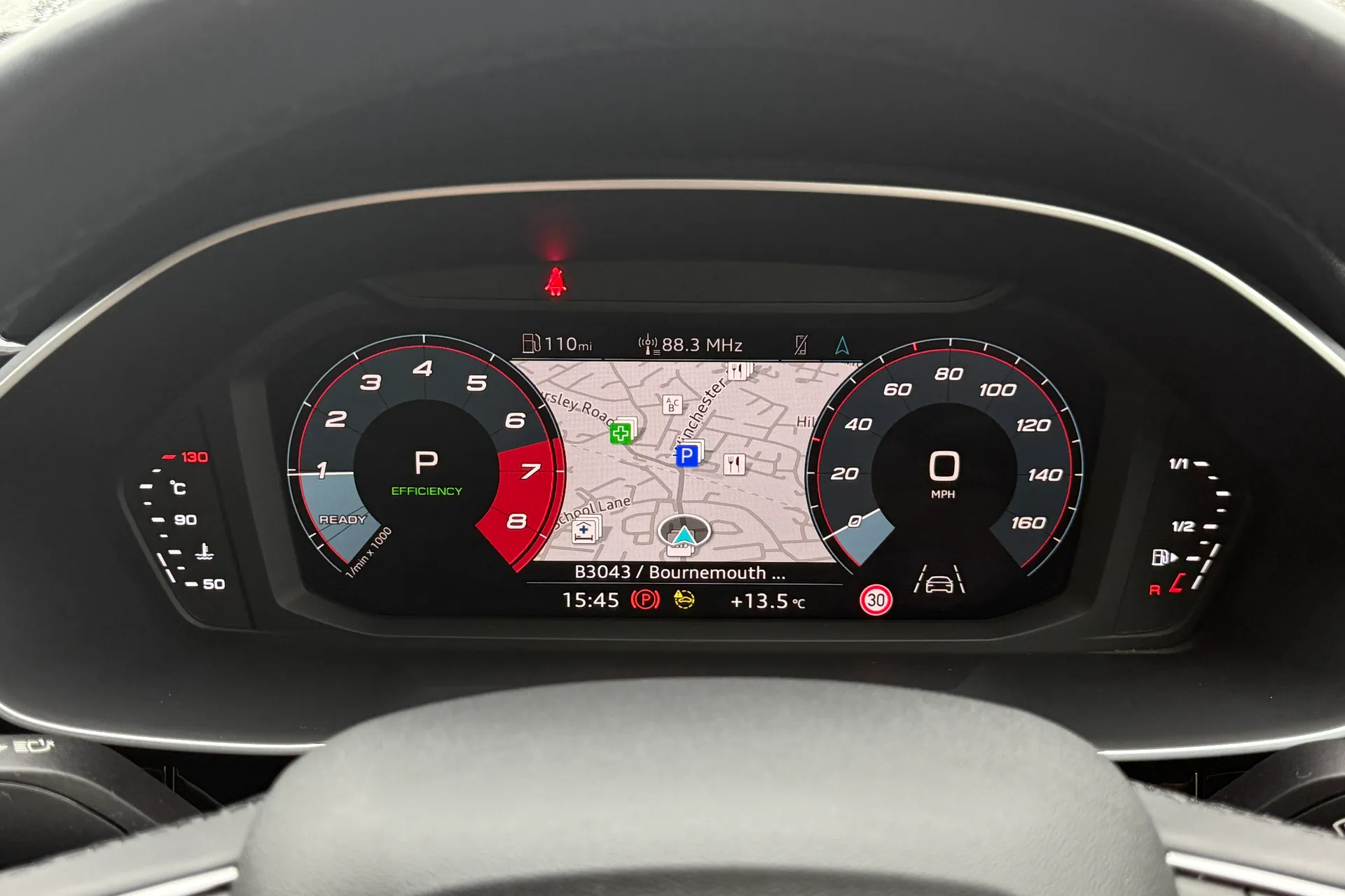 Audi Q3 thumbnail image number 4