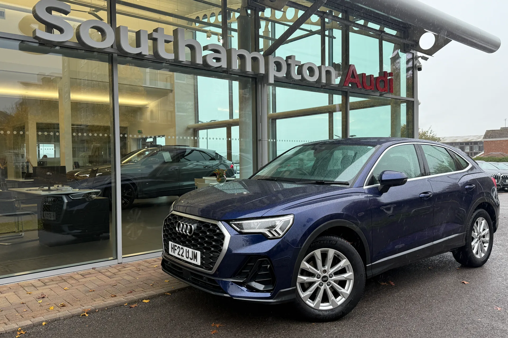 Audi Q3 thumbnail image number 28