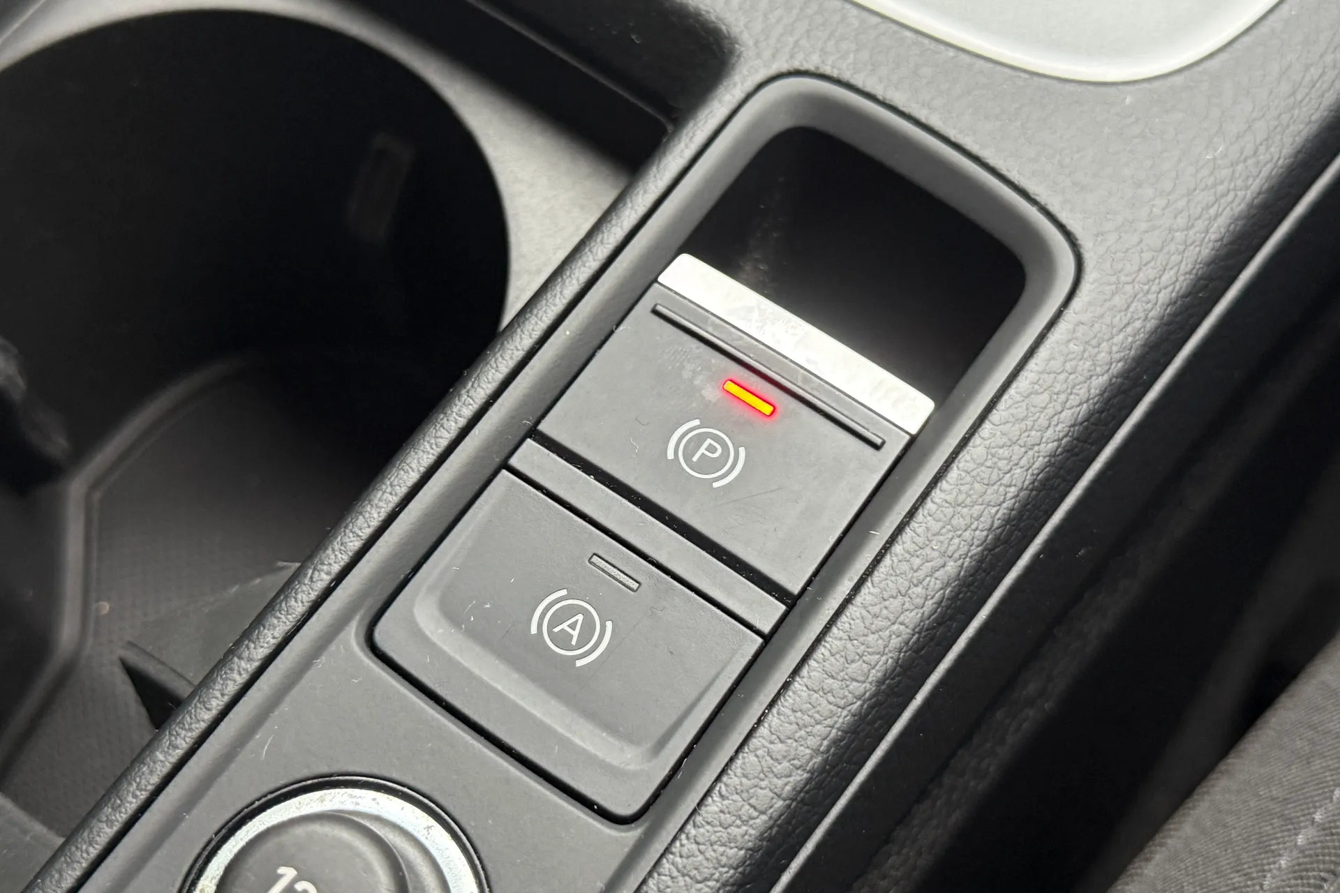 Audi Q3 thumbnail image number 54