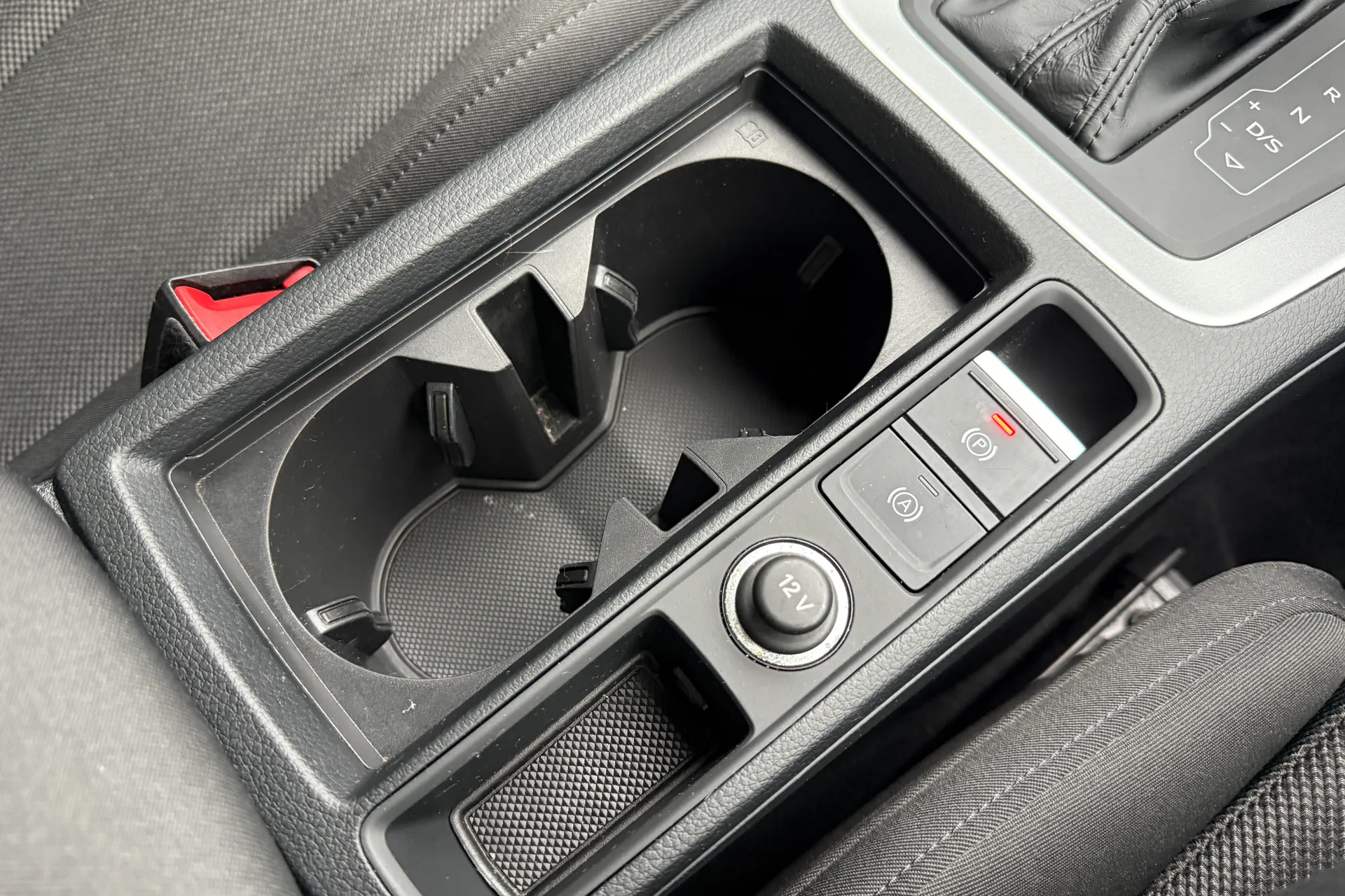 Audi Q3 thumbnail image number 55